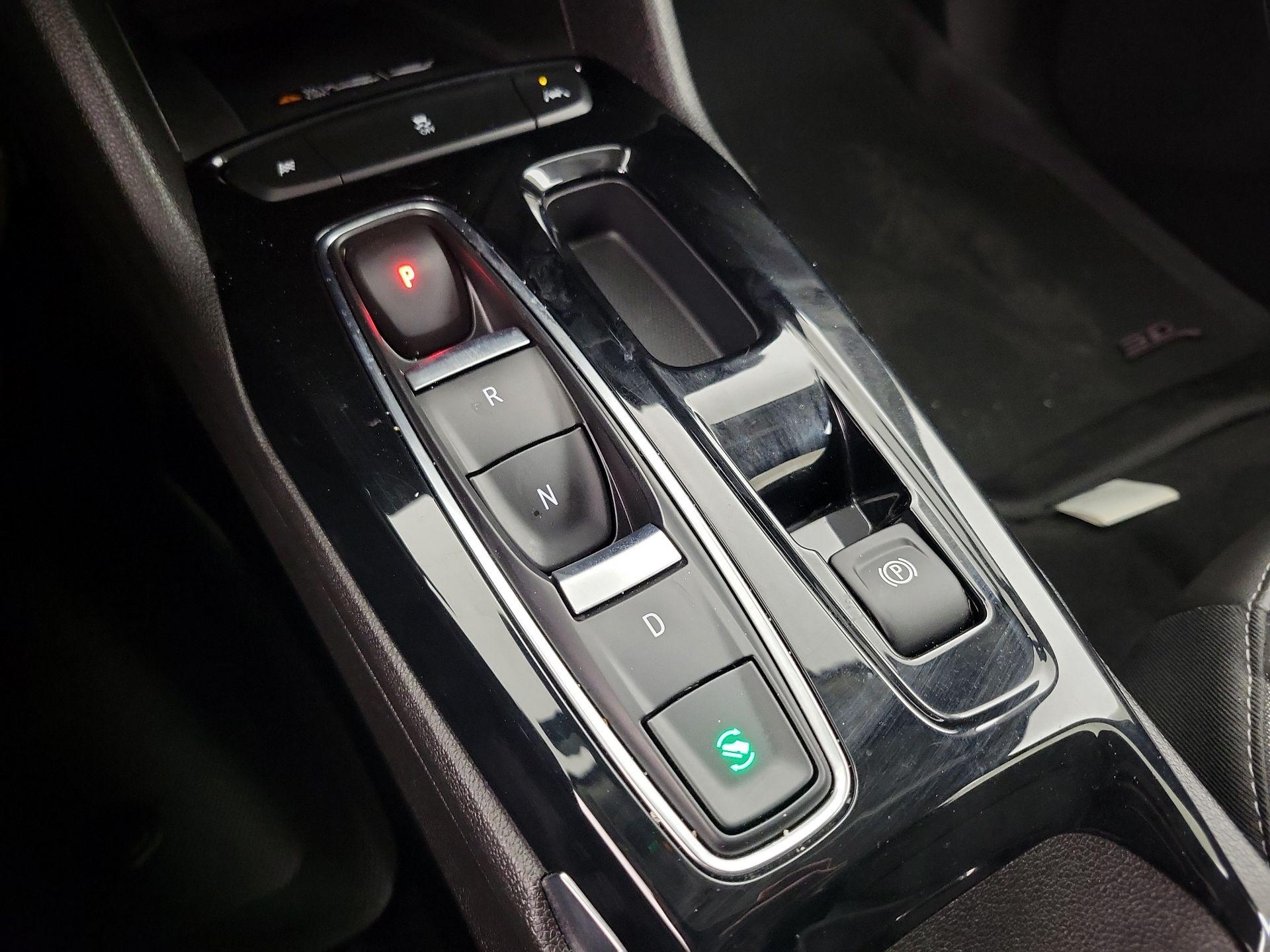 Thumbnail: 2023 Chevrolet Bolt EUV - 17