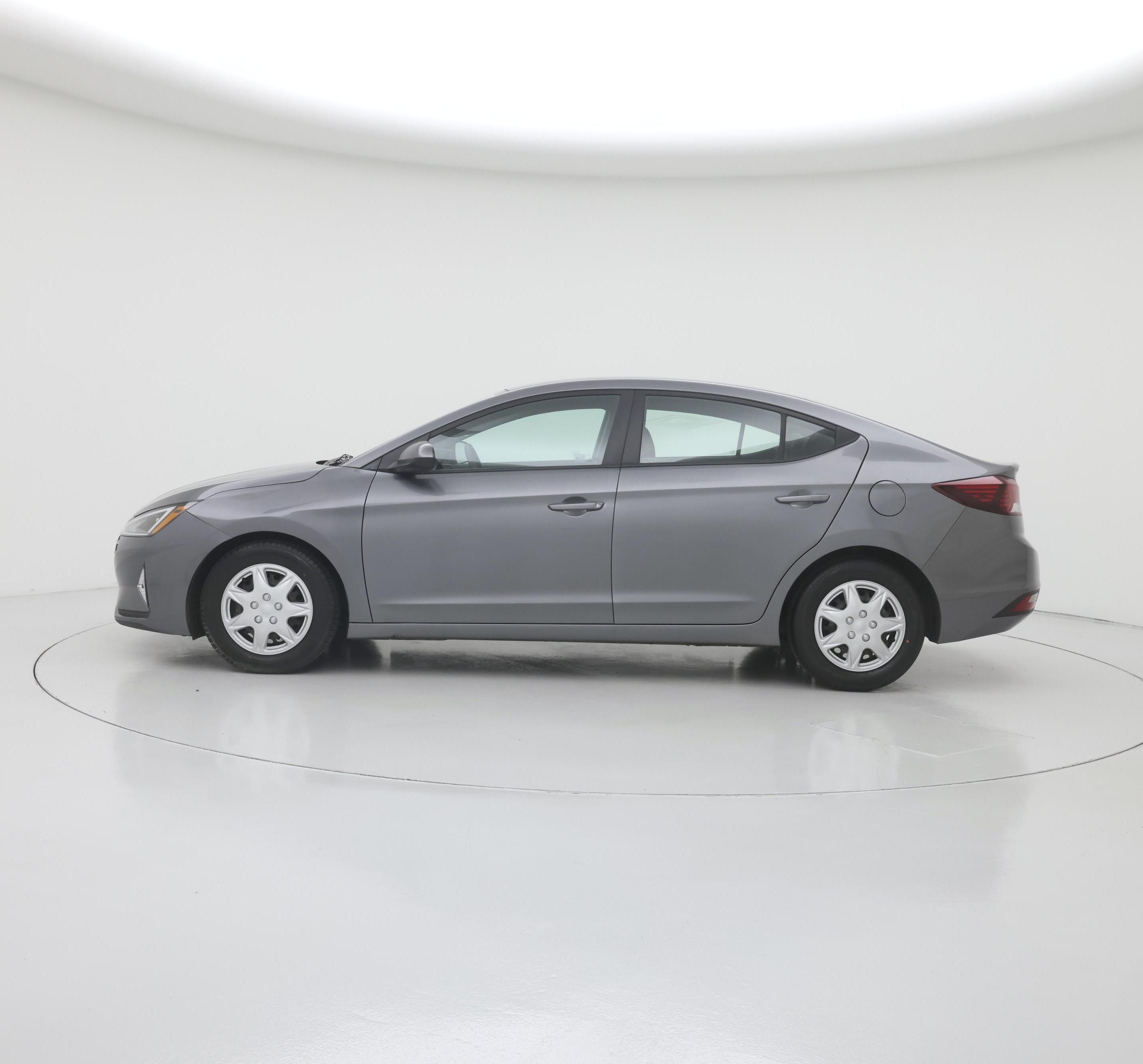 Thumbnail: 2019 Hyundai Elantra - 3