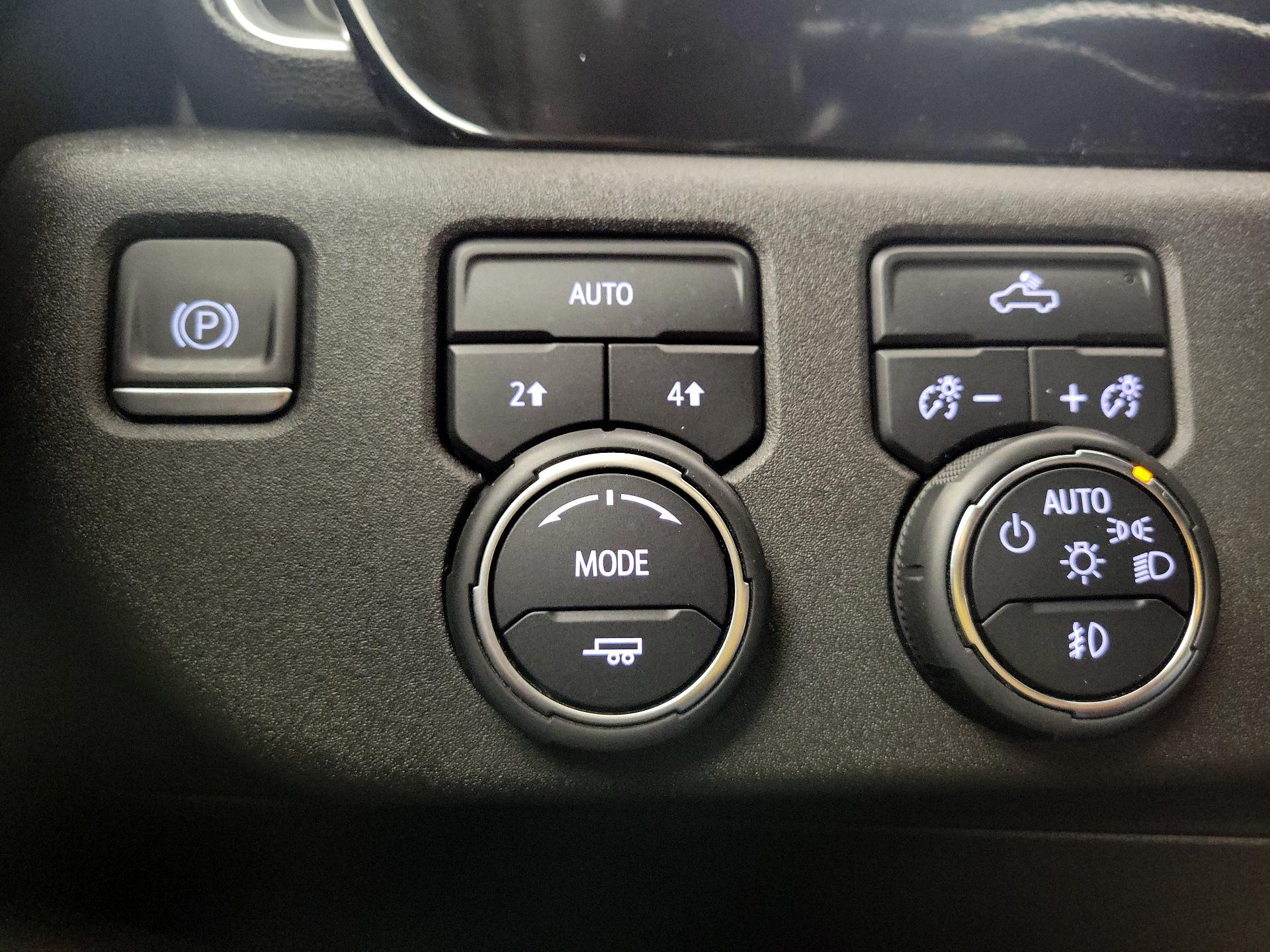 Thumbnail: 2022 Chevrolet Silverado 1500 - 13