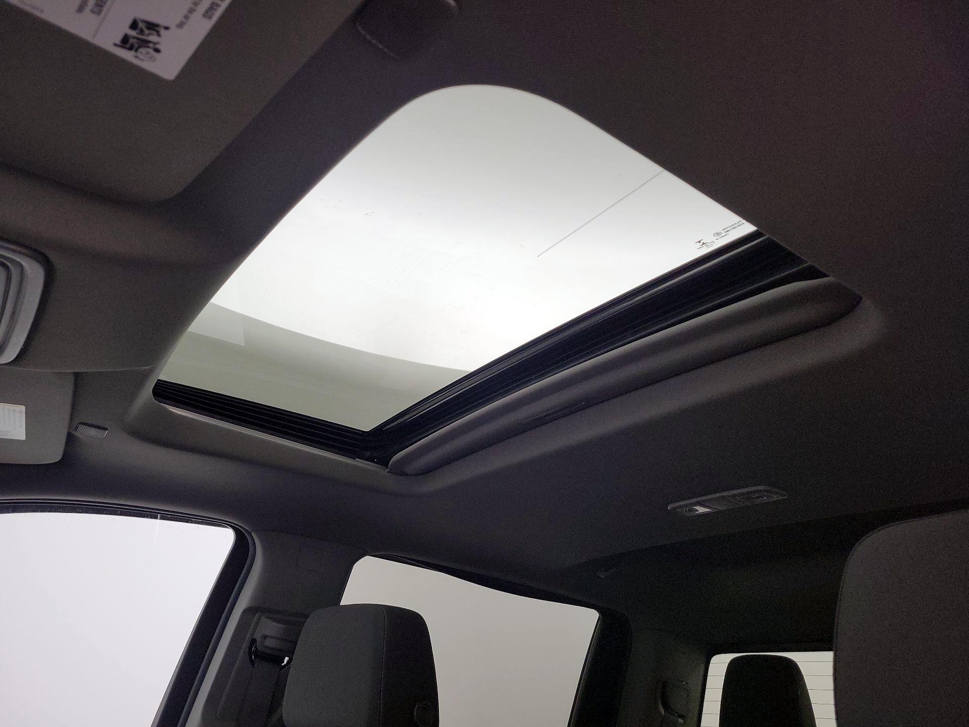 Thumbnail: 2022 Chevrolet Silverado 1500 - 19