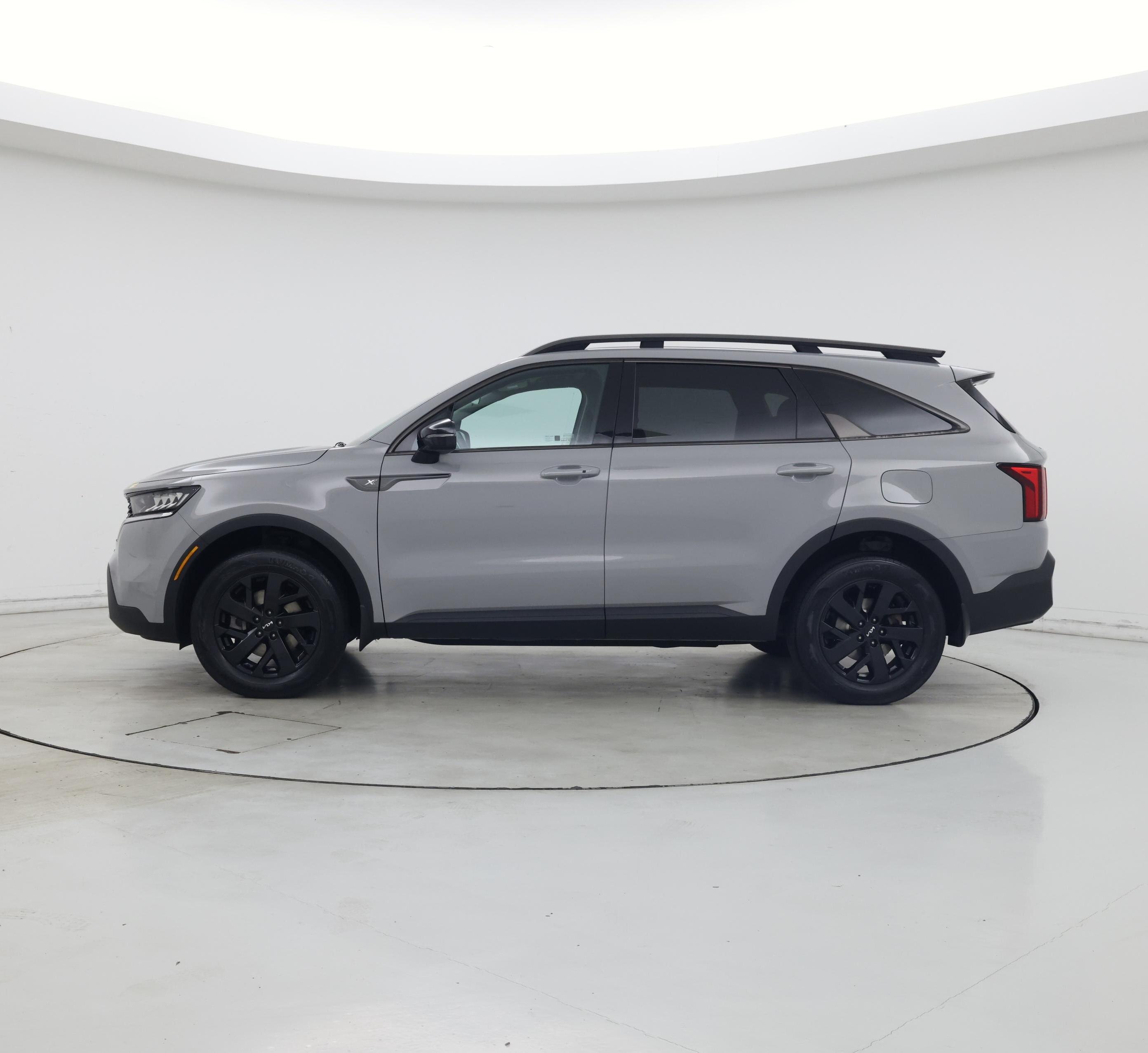 Thumbnail: 2022 Kia Sorento - 3