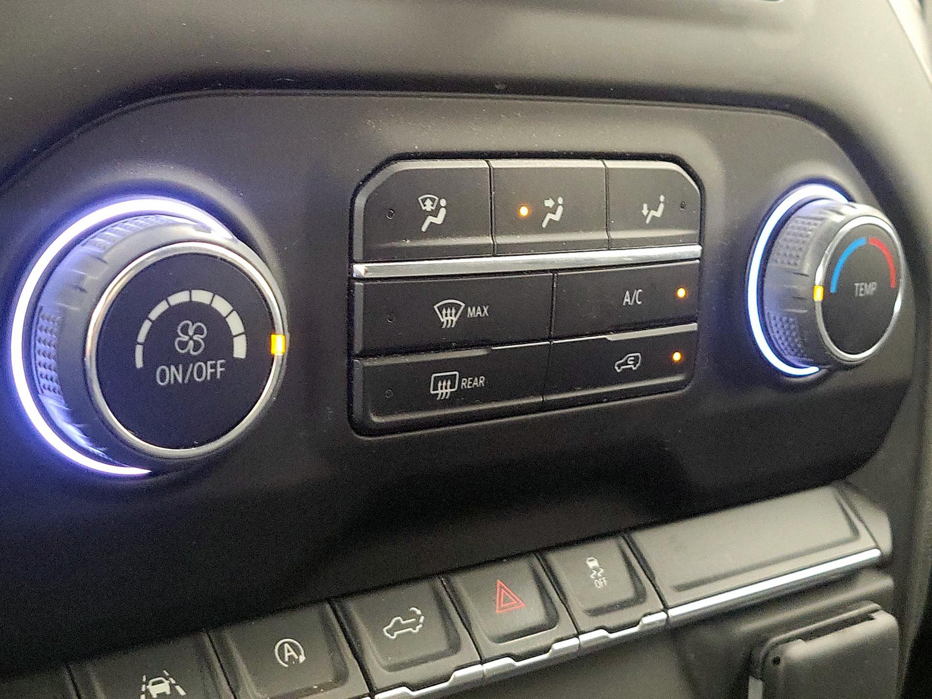 Thumbnail: 2022 Chevrolet Silverado 1500 - 16