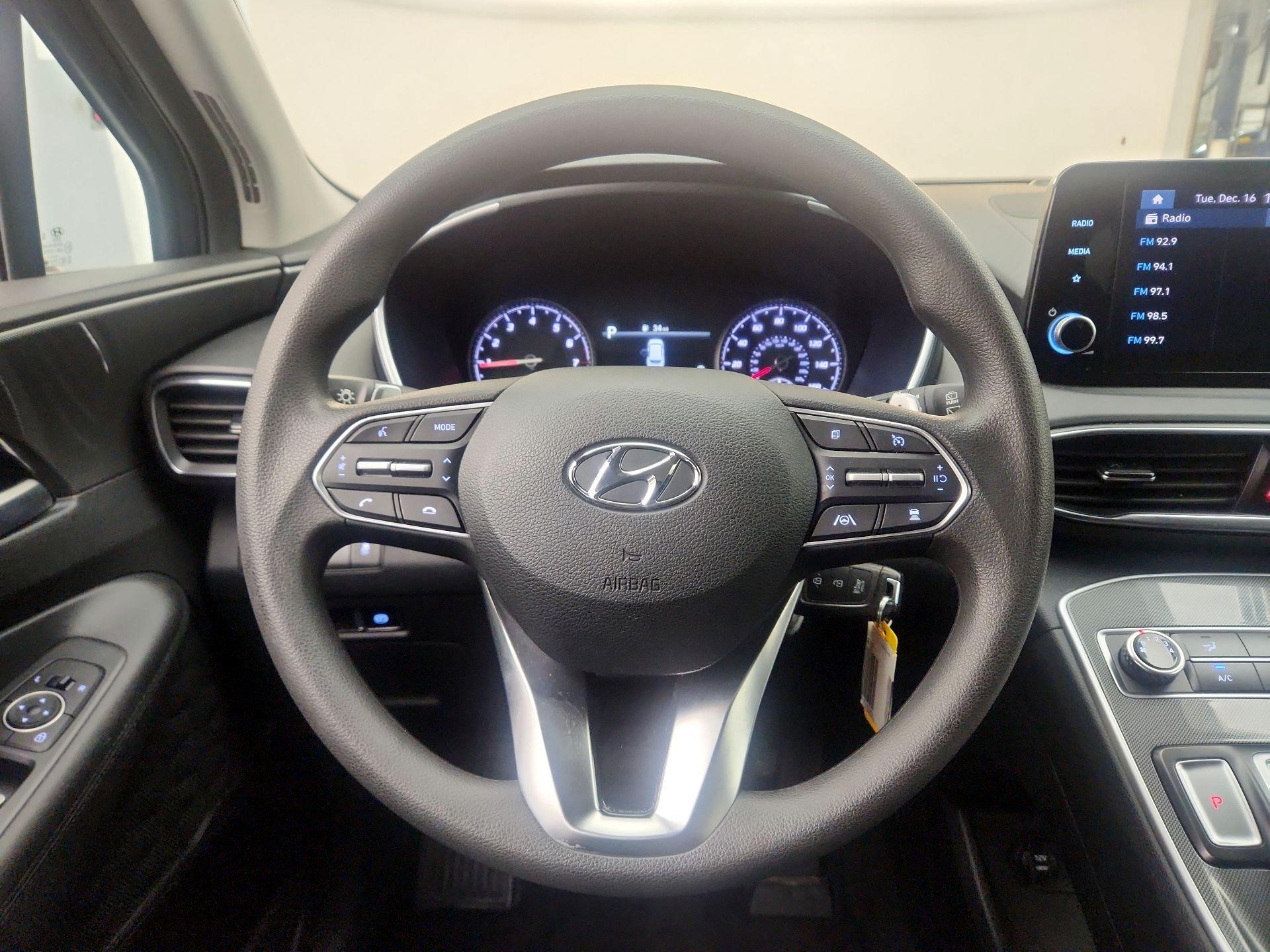 Thumbnail: 2023 Hyundai Santa Fe - 10