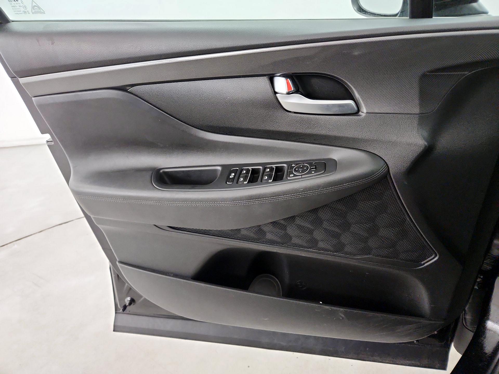 Thumbnail: 2023 Hyundai Santa Fe - 12