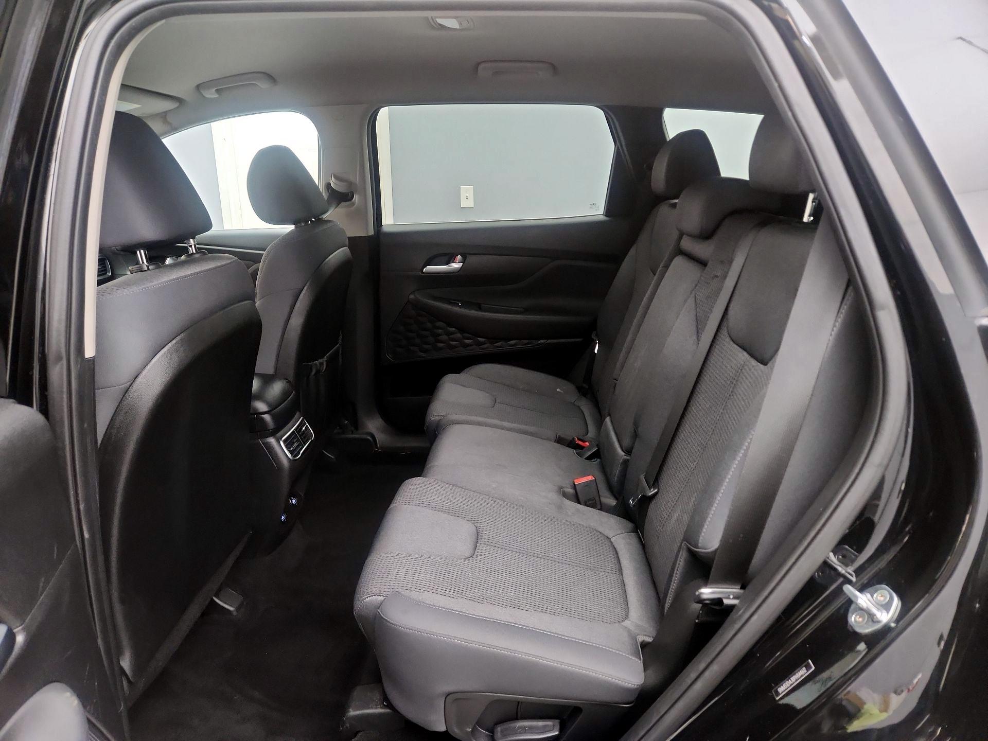 Thumbnail: 2023 Hyundai Santa Fe - 18