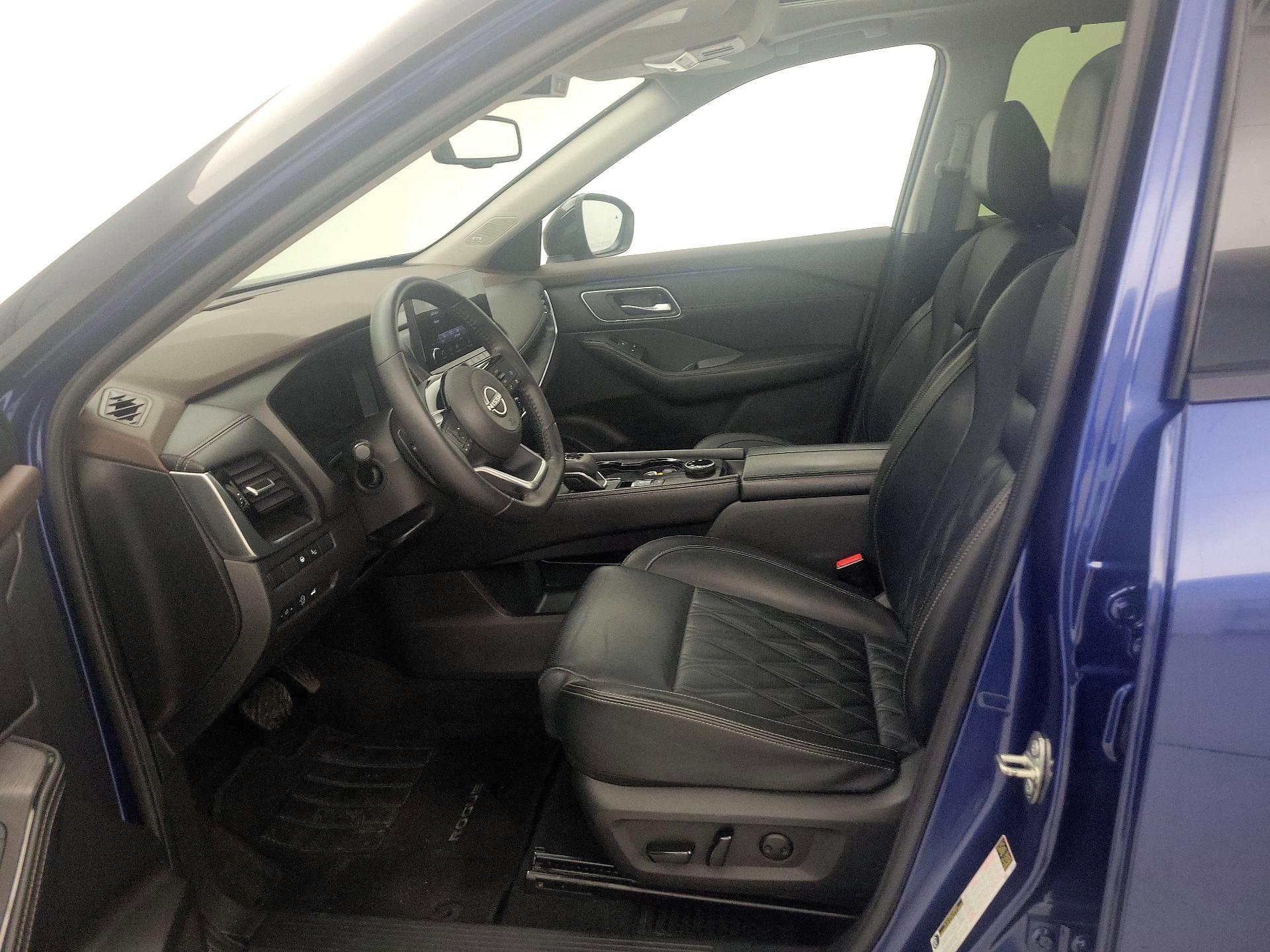 Thumbnail: 2023 Nissan Rogue - 11