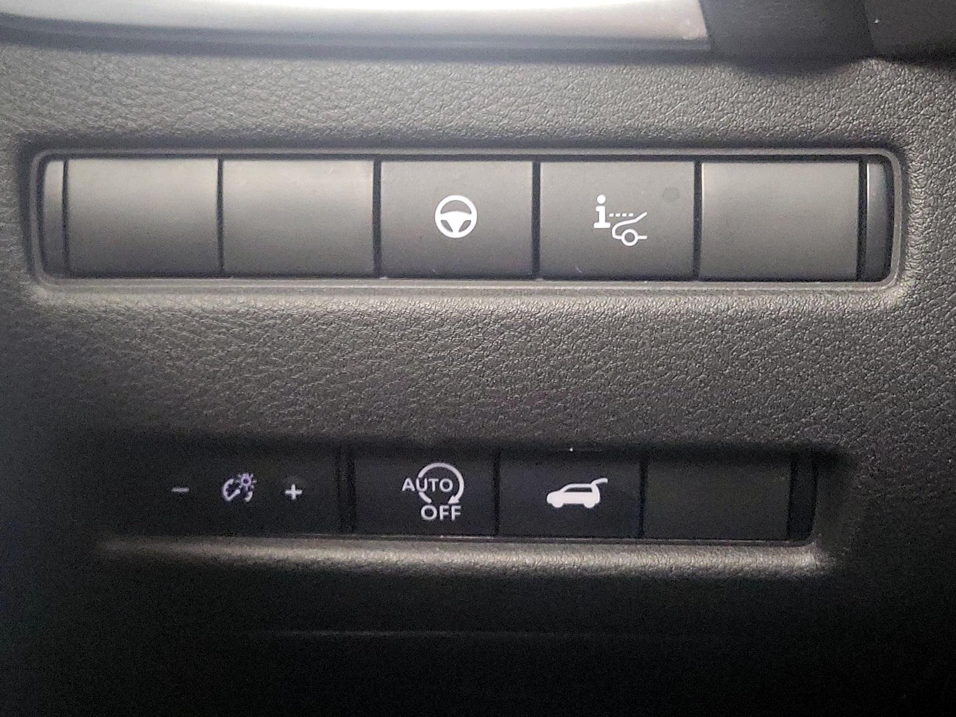 Thumbnail: 2023 Nissan Rogue - 13