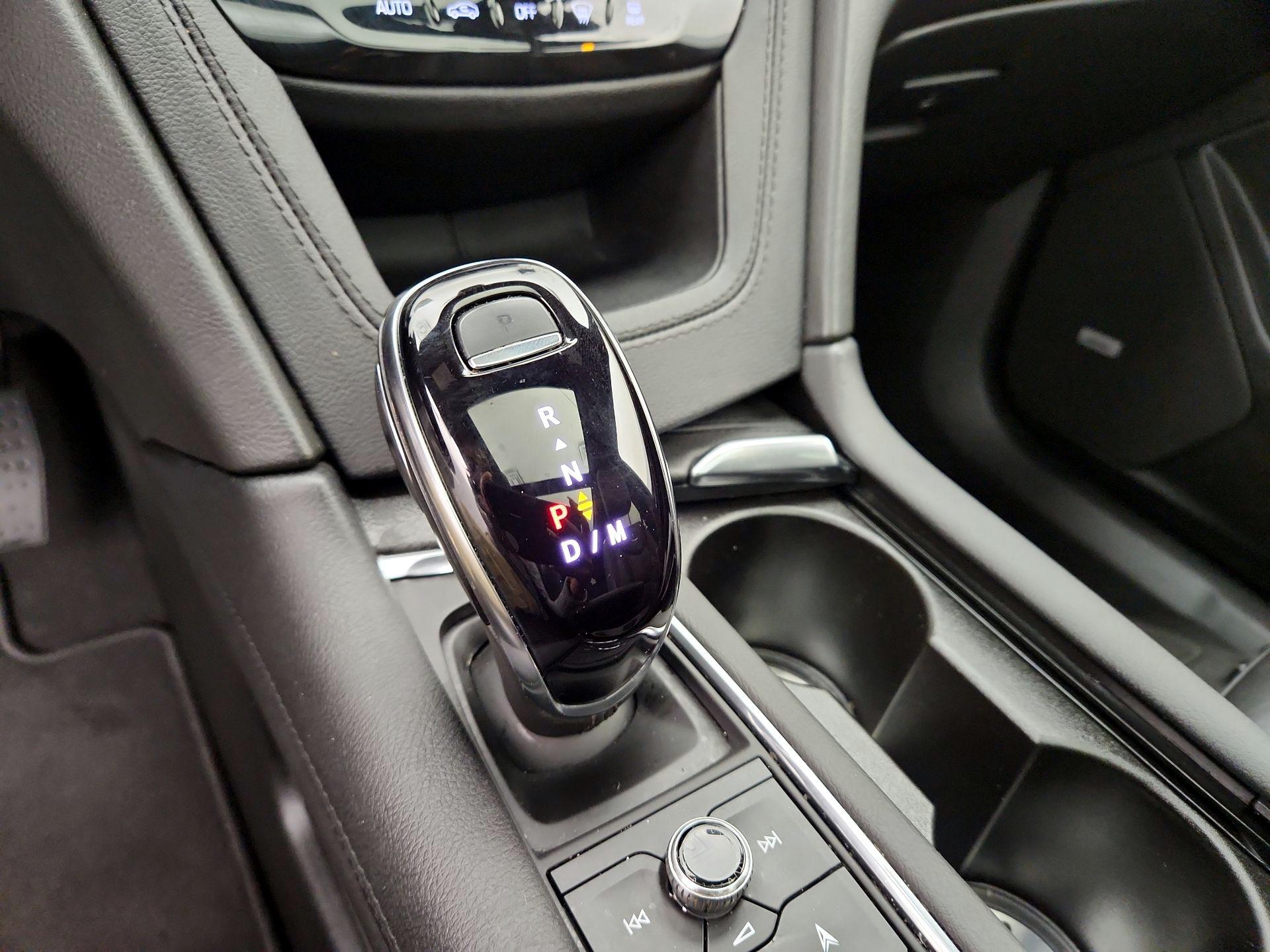 Thumbnail: 2025 Cadillac XT6 - 18