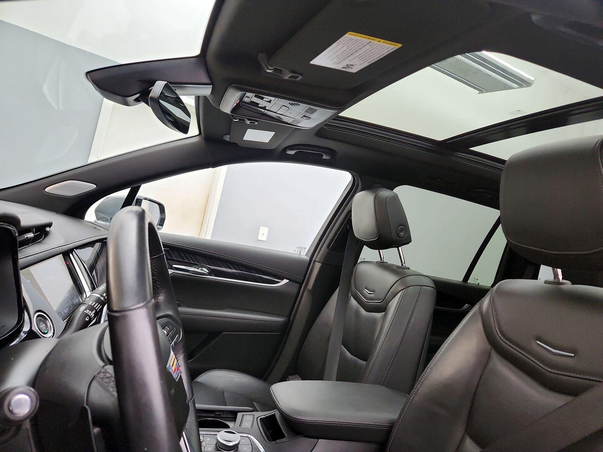 Thumbnail: 2025 Cadillac XT6 - 20