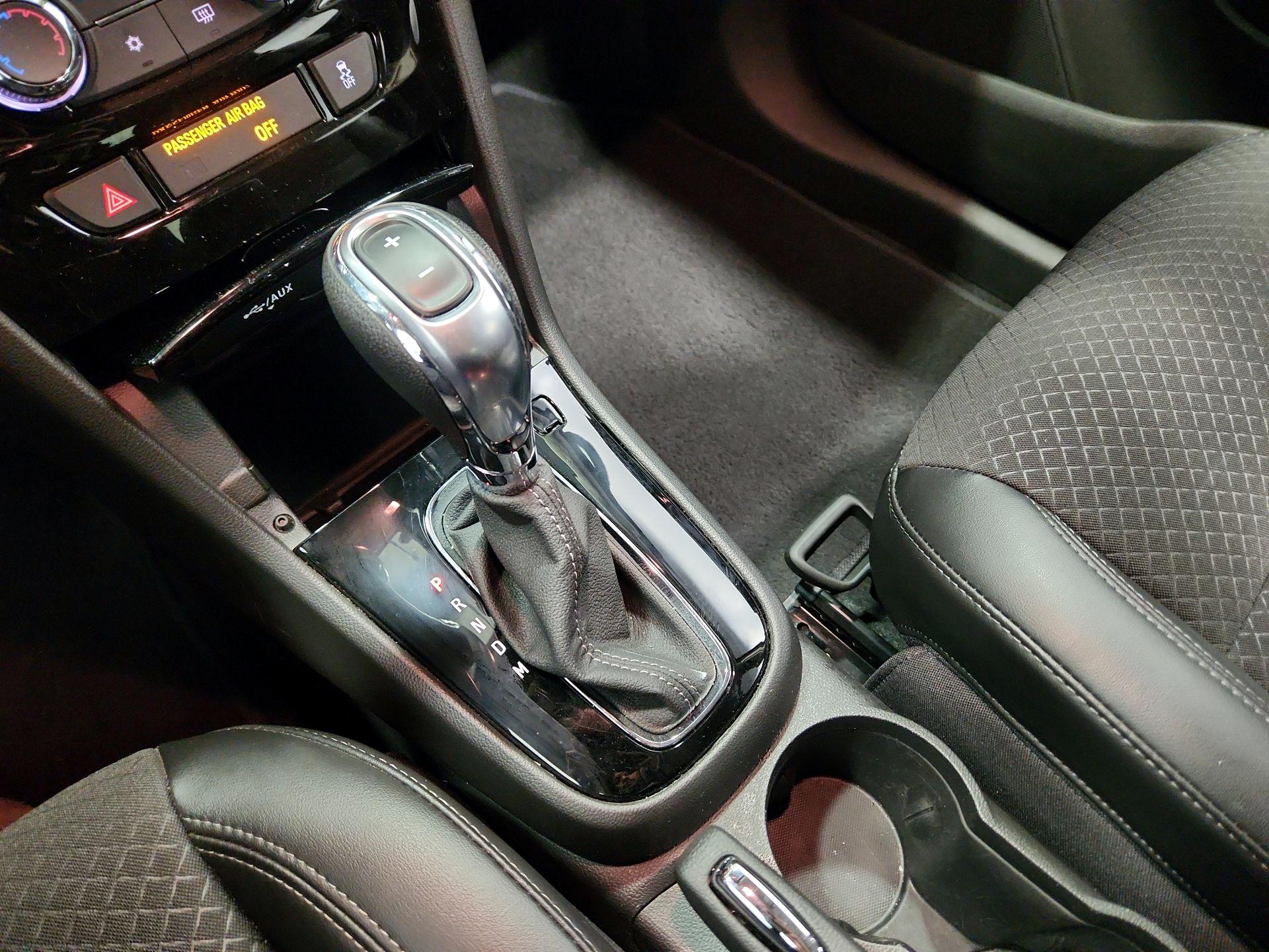 Thumbnail: 2022 Buick Encore - 17