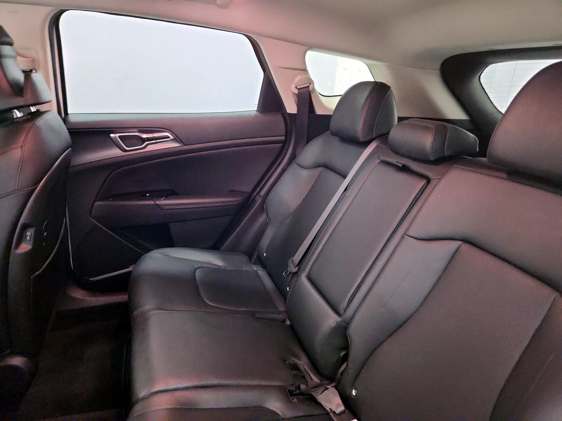 Thumbnail: 2023 Kia Sportage - 19