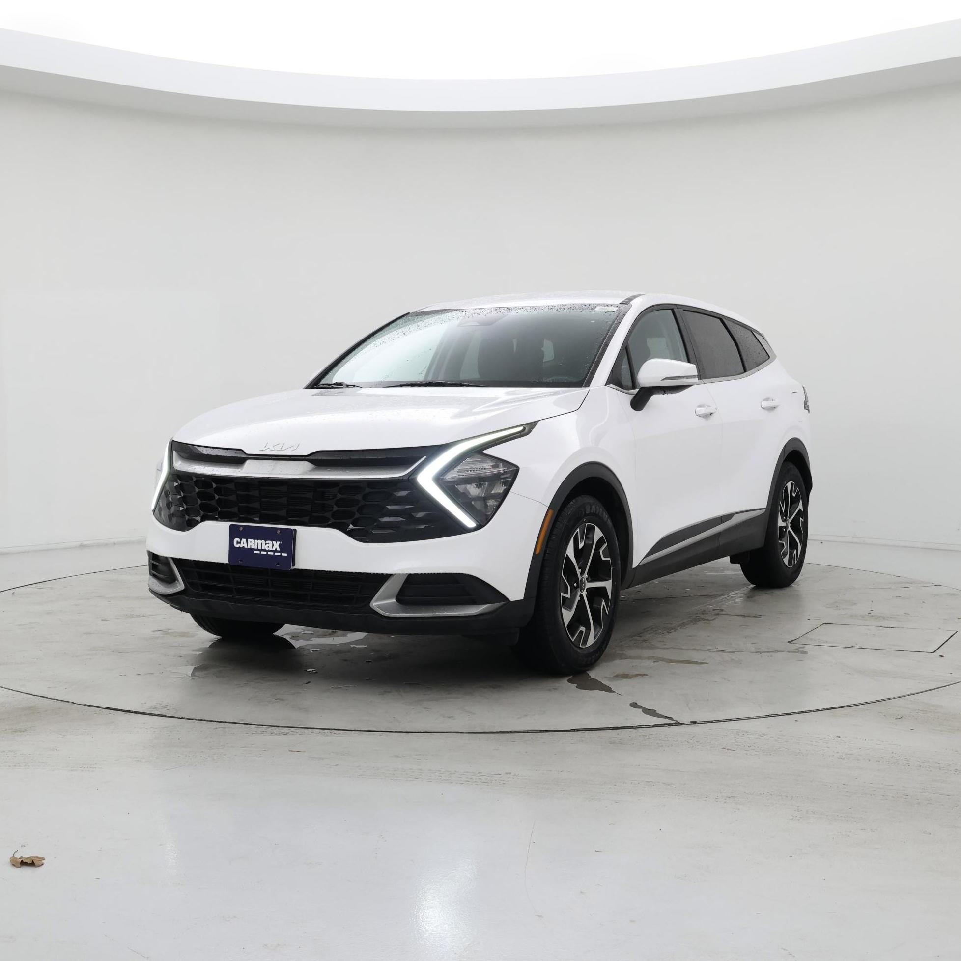 Thumbnail: 2023 Kia Sportage - 4