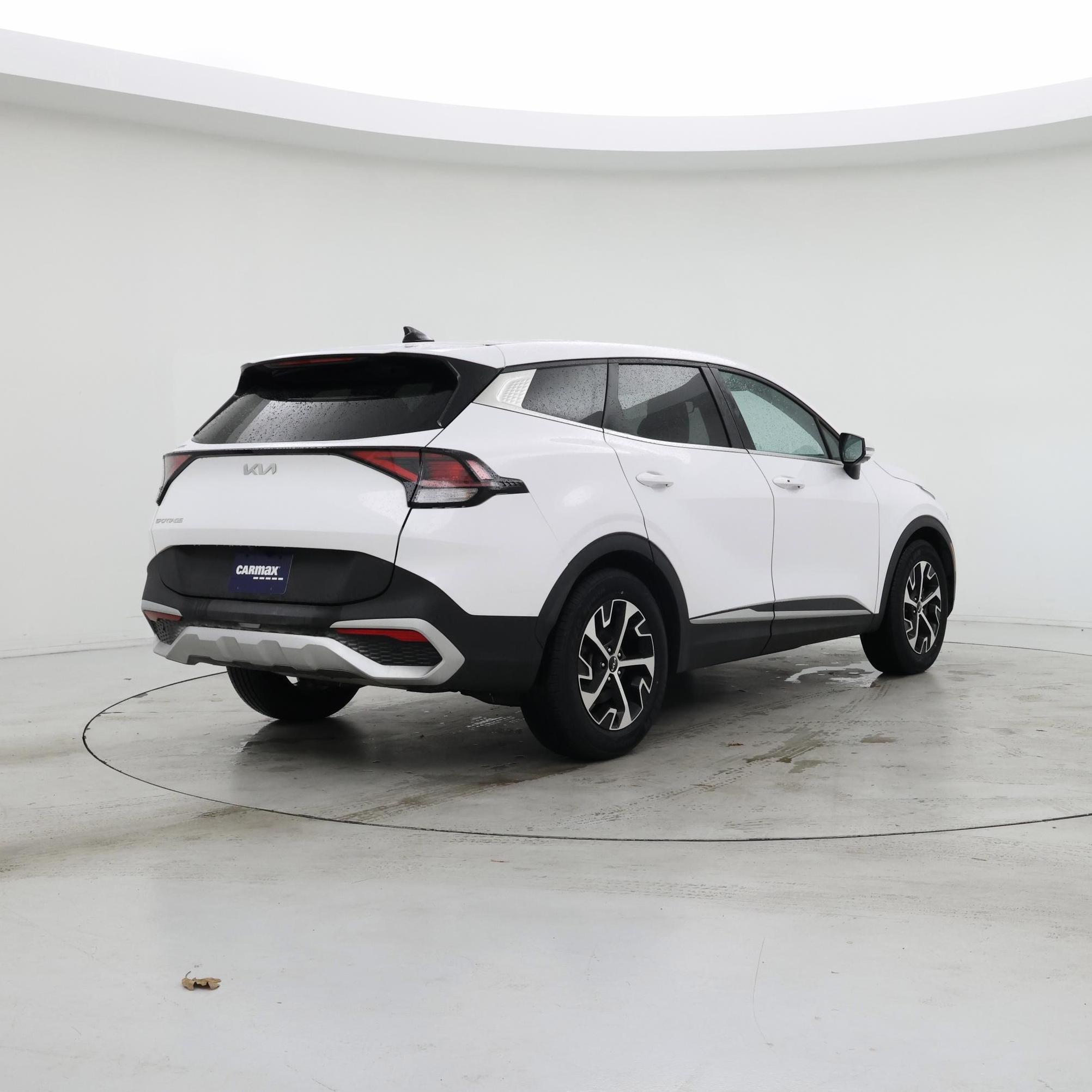 Thumbnail: 2023 Kia Sportage - 8