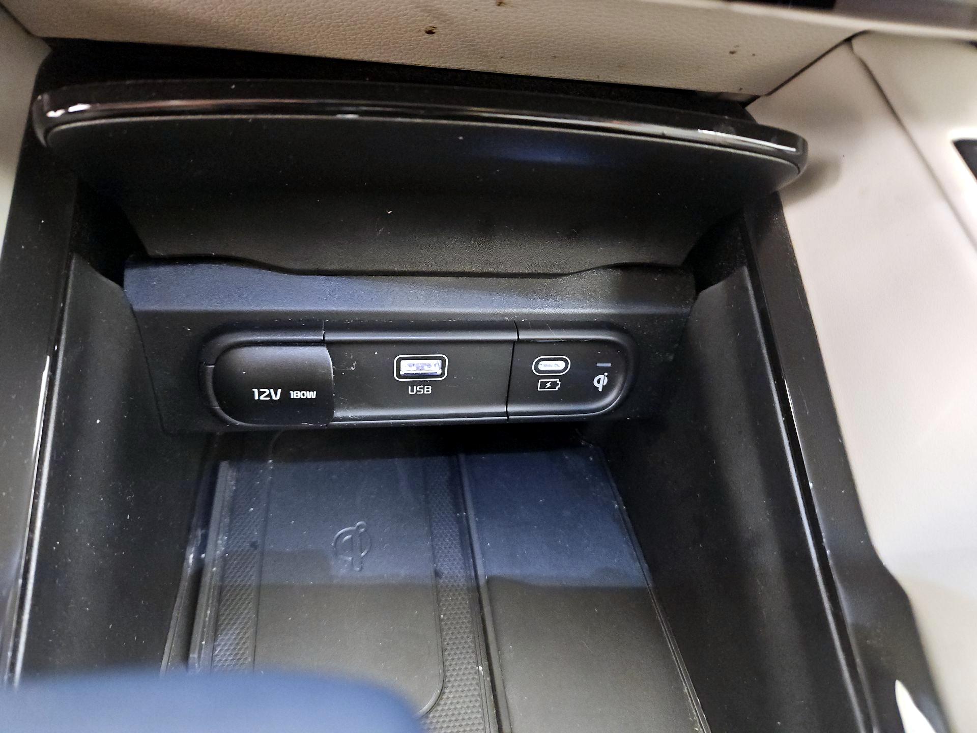 Thumbnail: 2024 Kia Telluride - 19