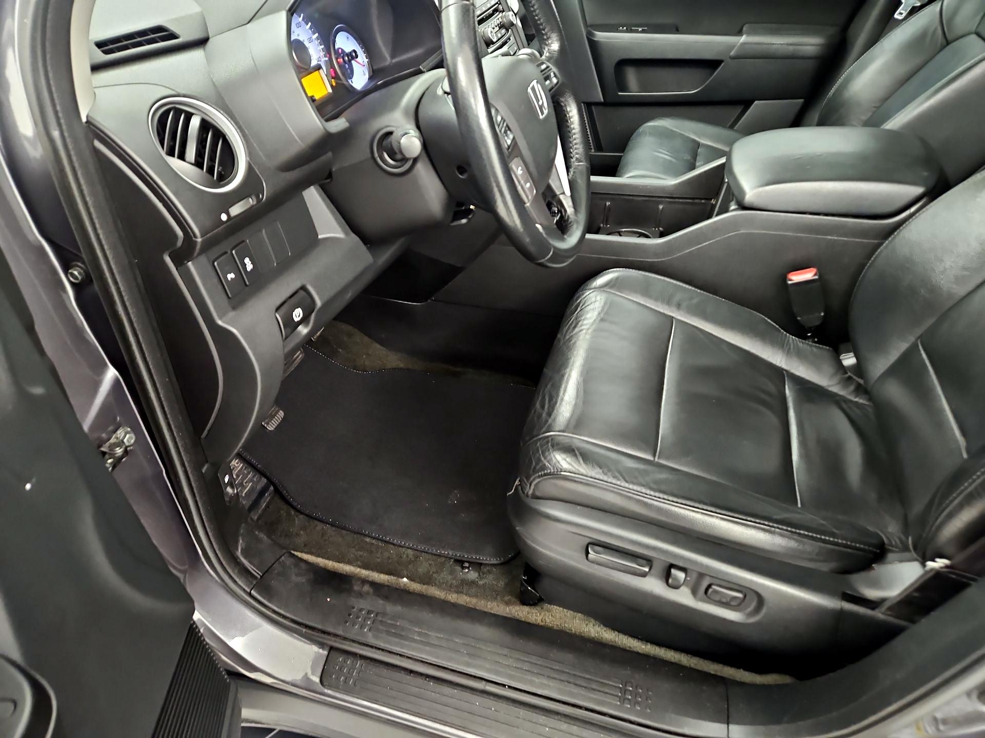 Thumbnail: 2015 Honda Pilot - 11