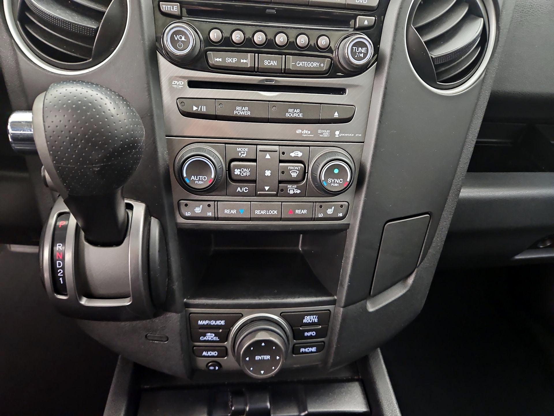 Thumbnail: 2015 Honda Pilot - 16