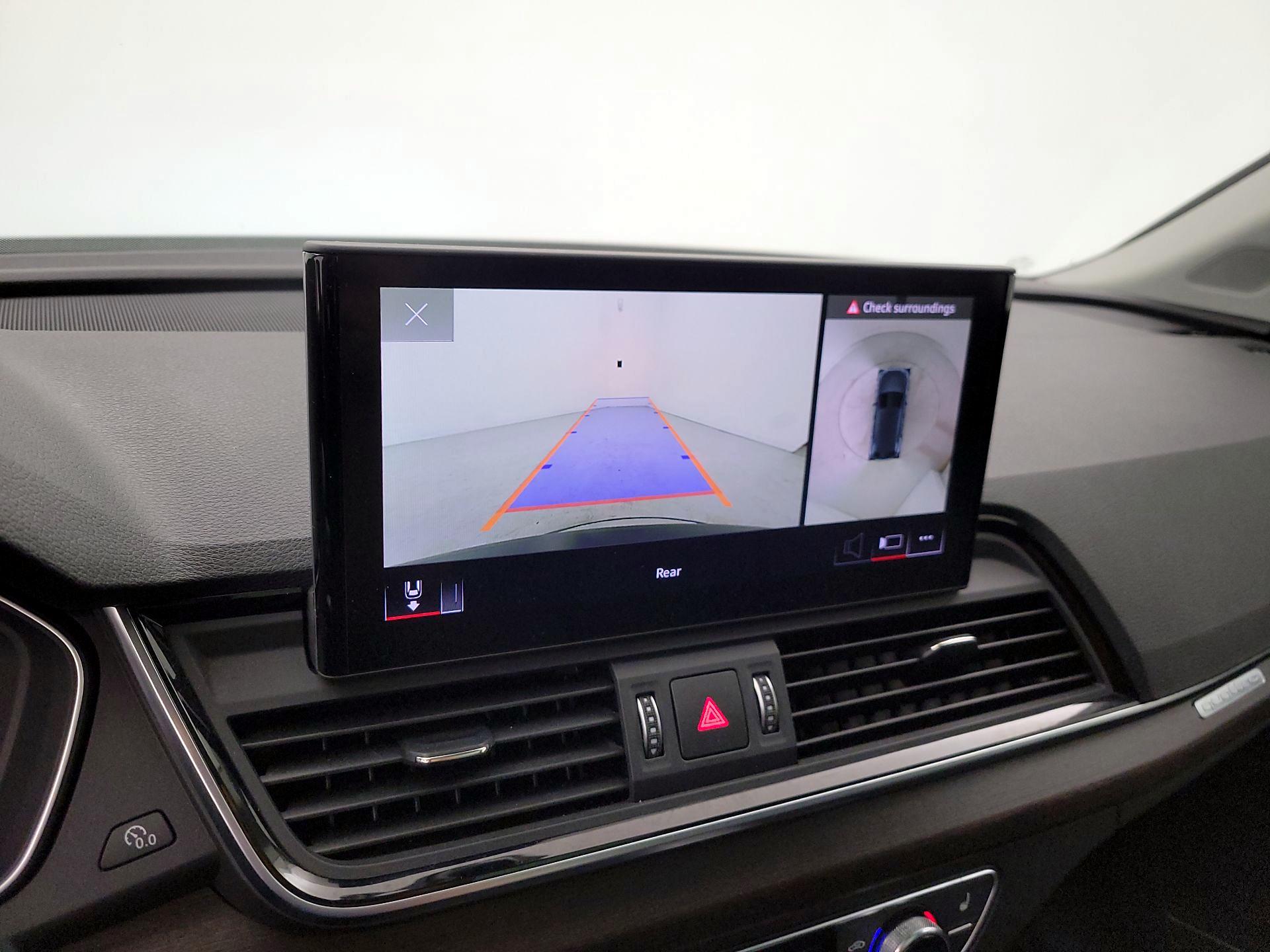 Thumbnail: 2021 Audi Q5 - 14