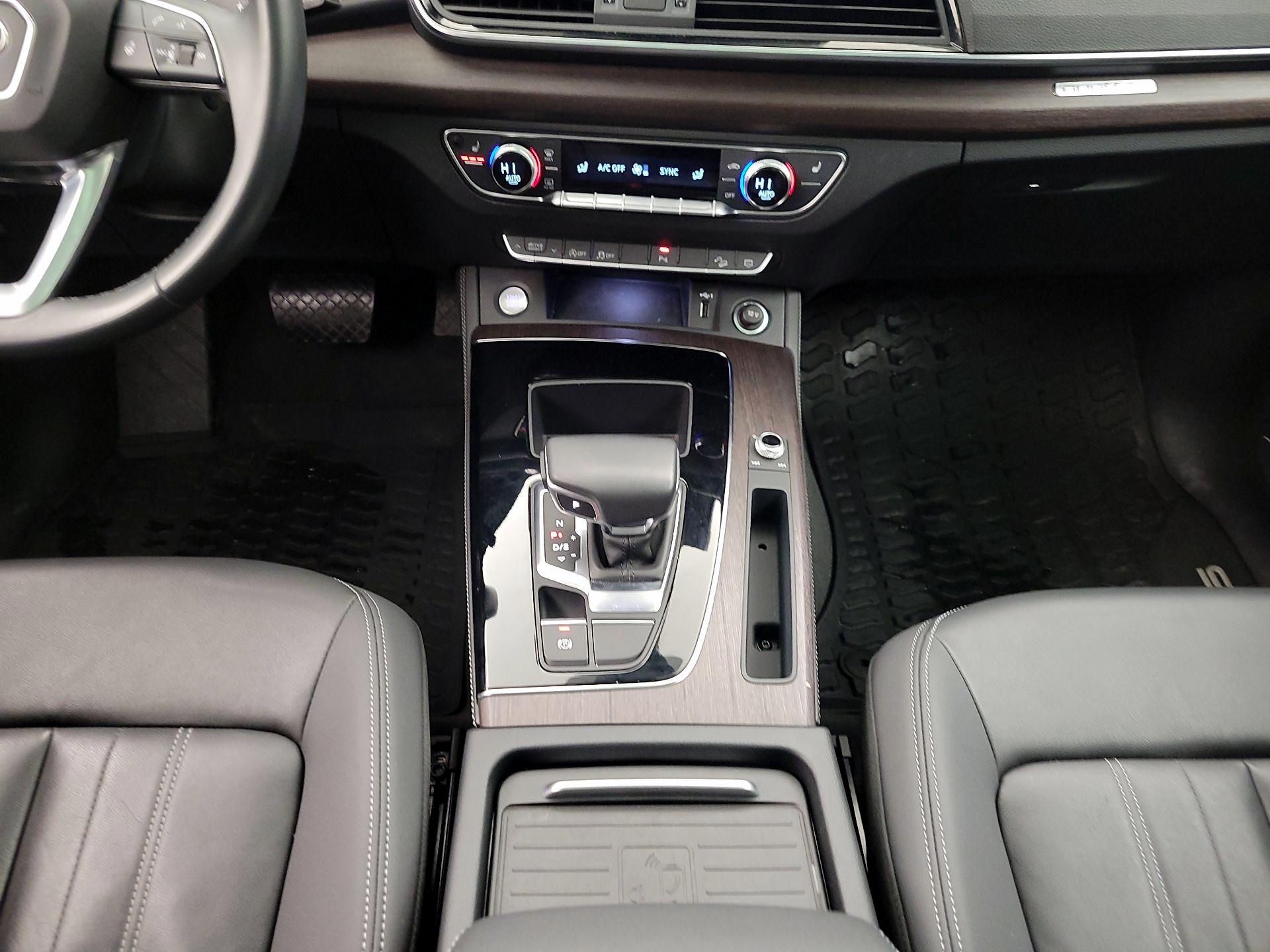 Thumbnail: 2021 Audi Q5 - 17