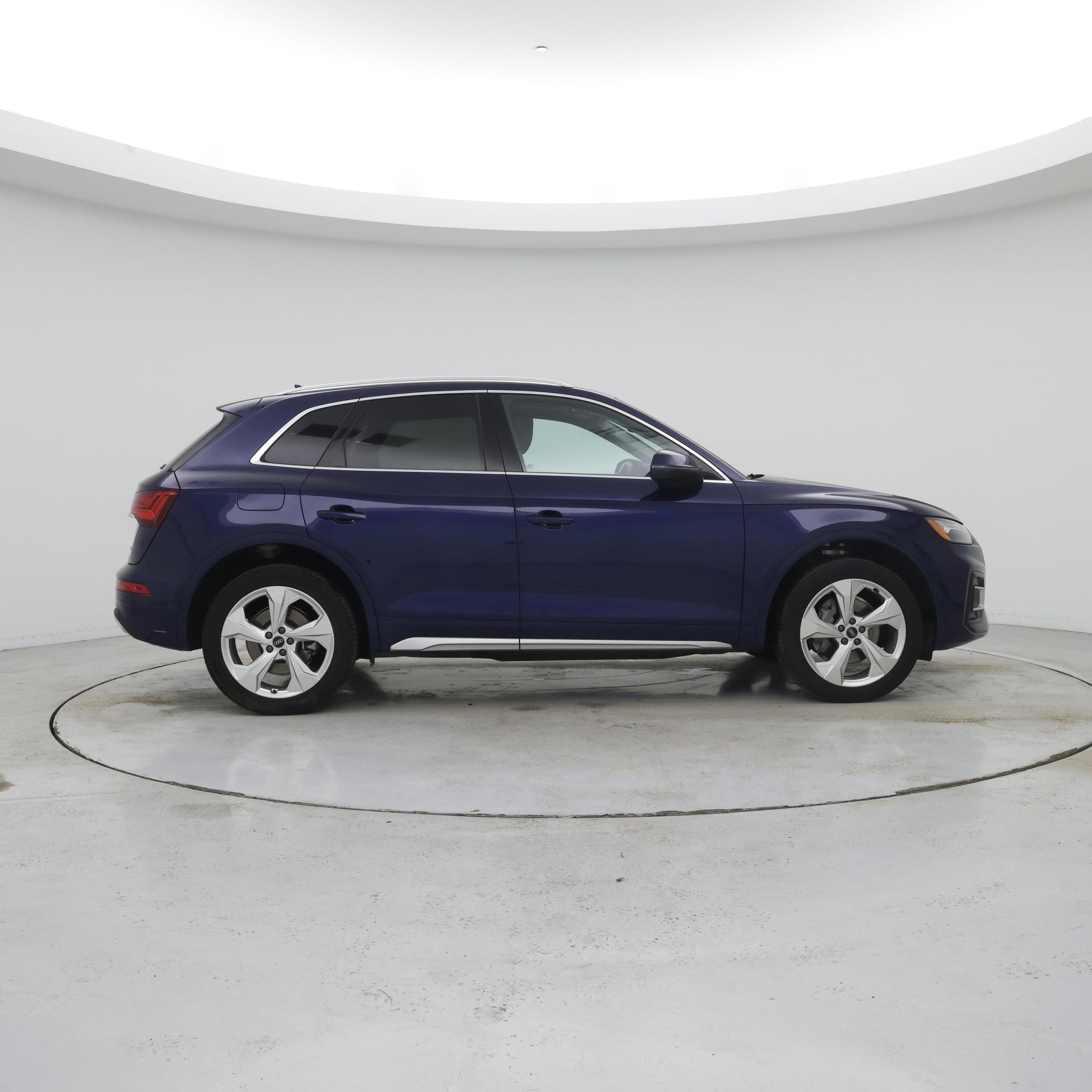 Thumbnail: 2021 Audi Q5 - 7