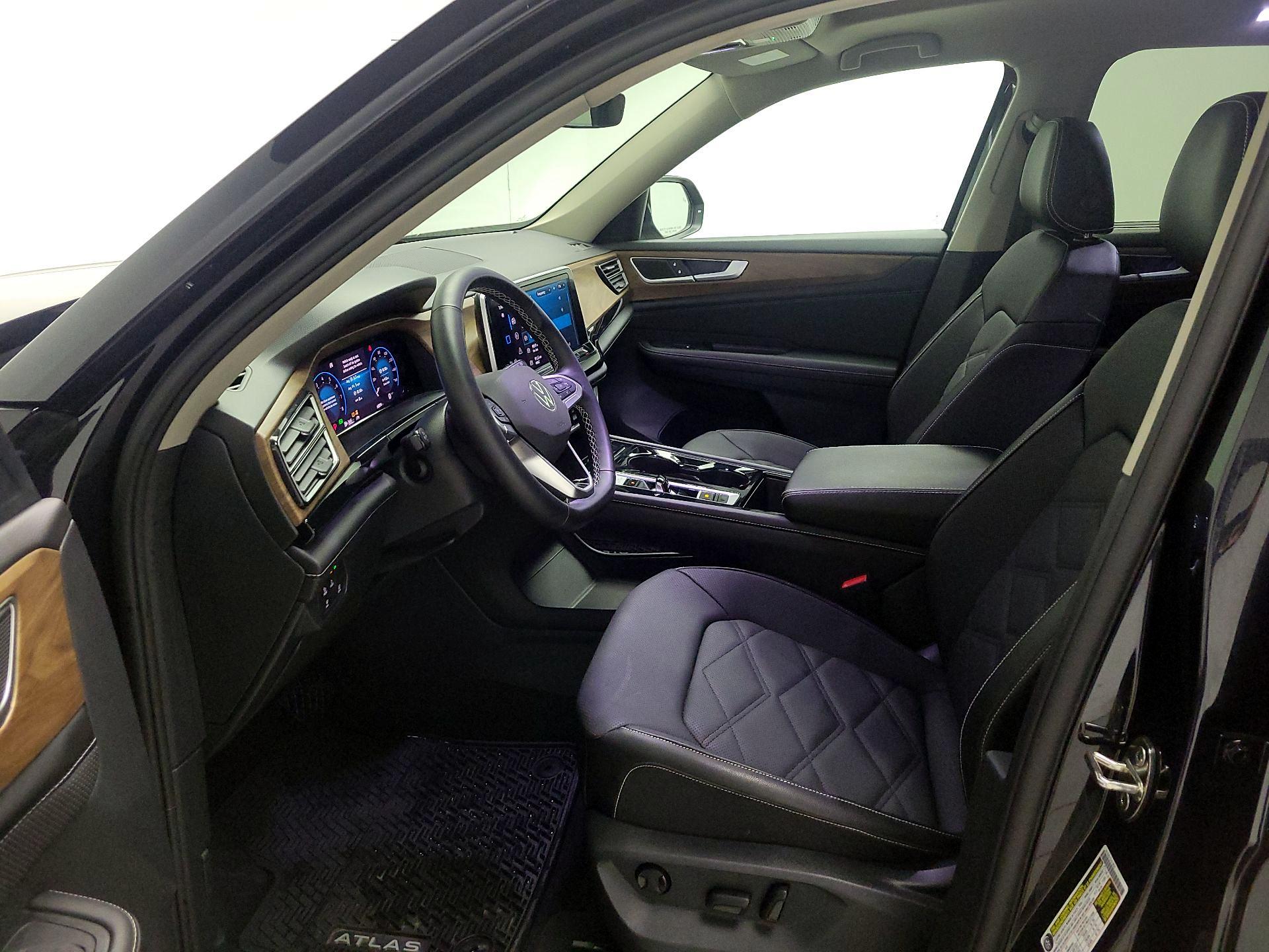 Thumbnail: 2024 Volkswagen Atlas - 11