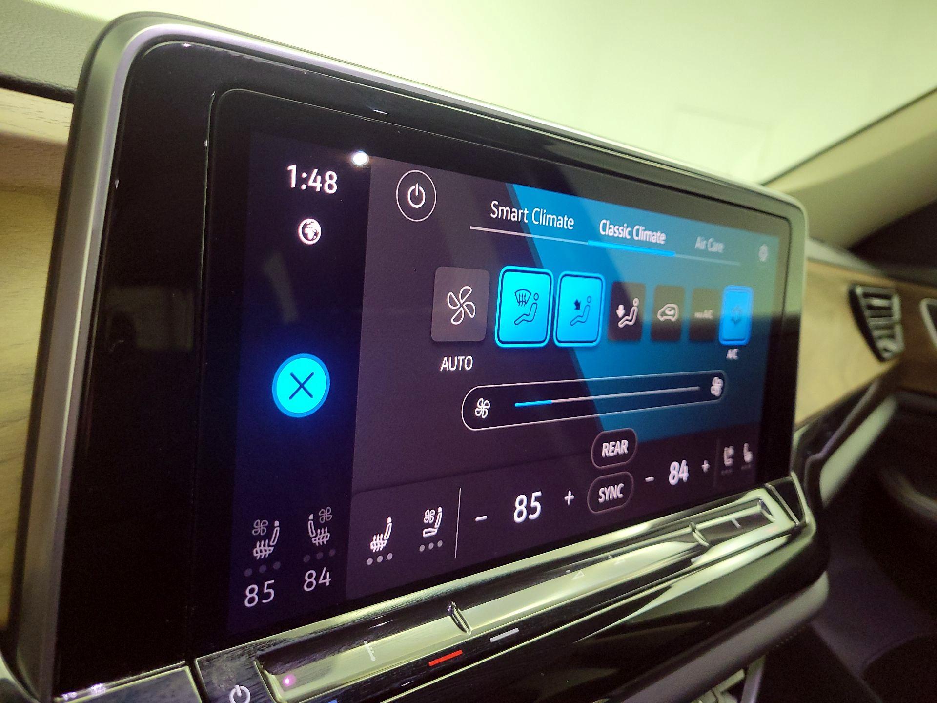 Thumbnail: 2024 Volkswagen Atlas - 15