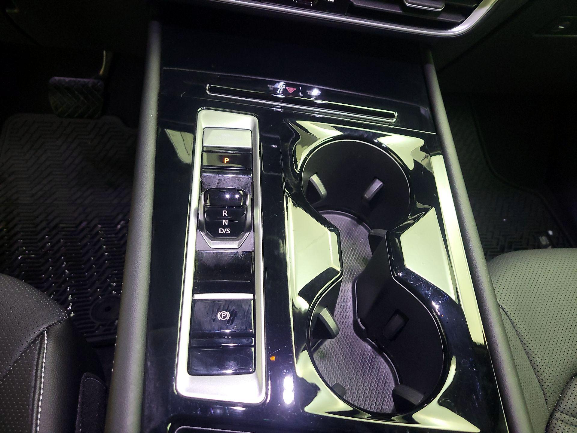 Thumbnail: 2024 Volkswagen Atlas - 16