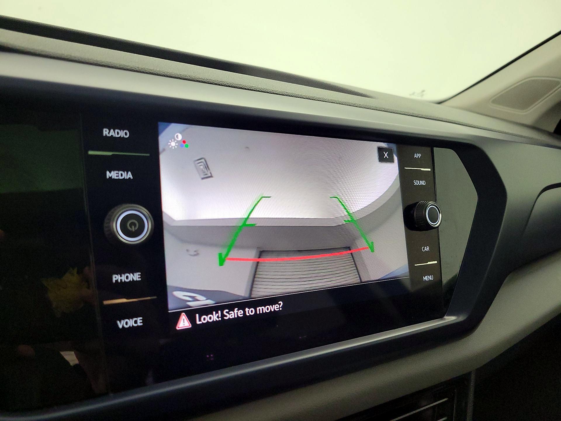 Thumbnail: 2023 Volkswagen Taos - 14