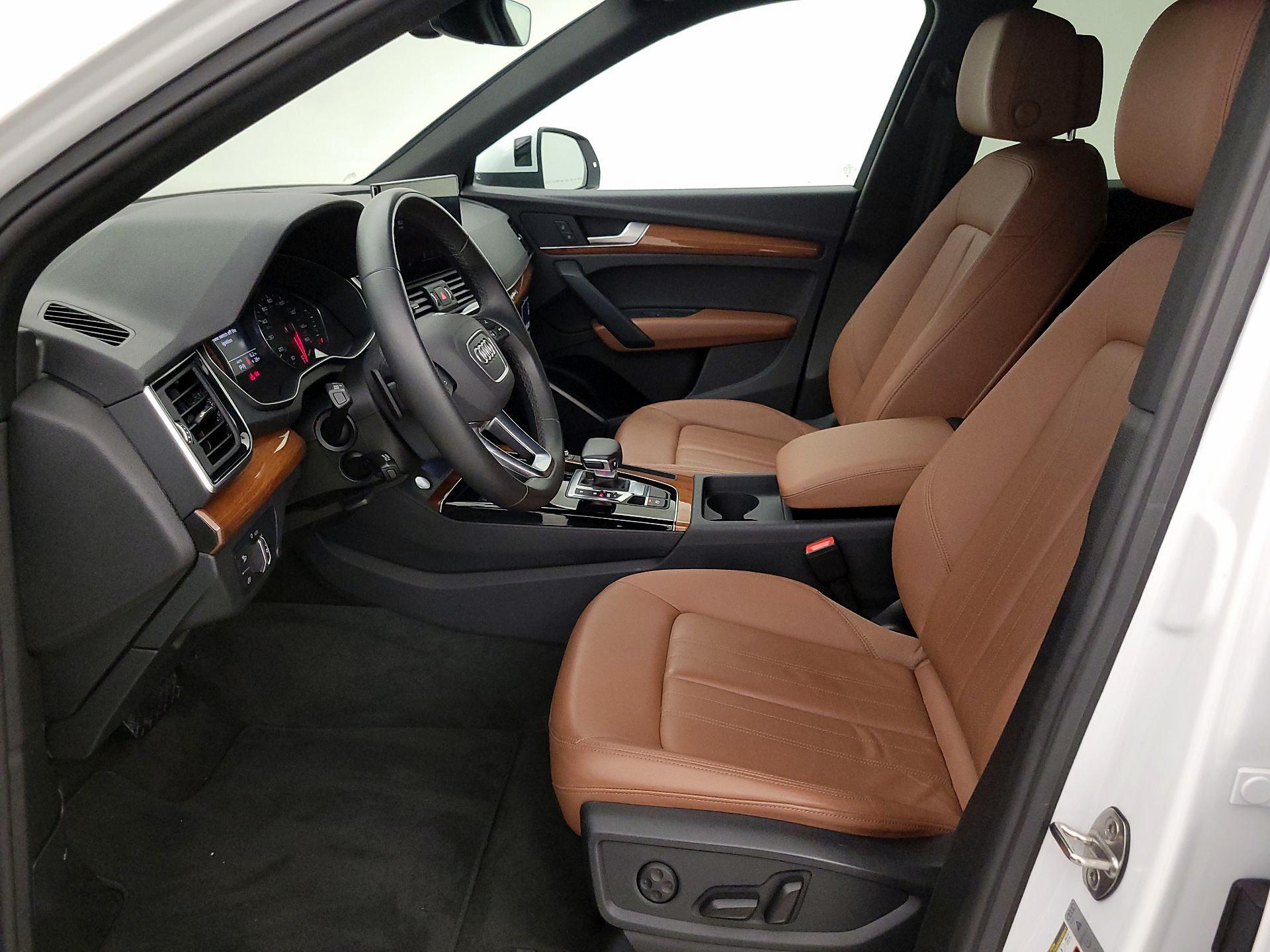 Thumbnail: 2024 Audi Q5 - 11