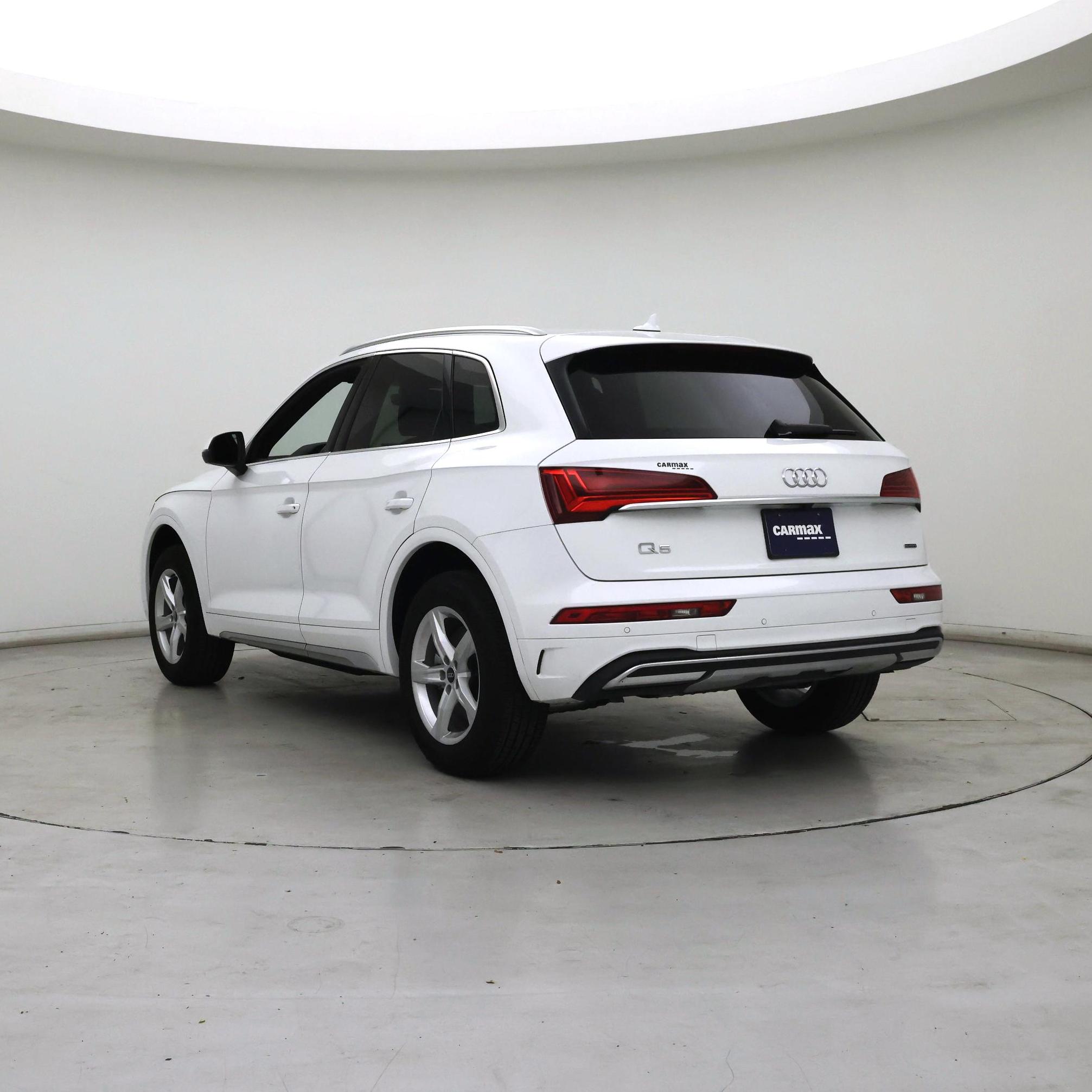 Thumbnail: 2024 Audi Q5 - 2