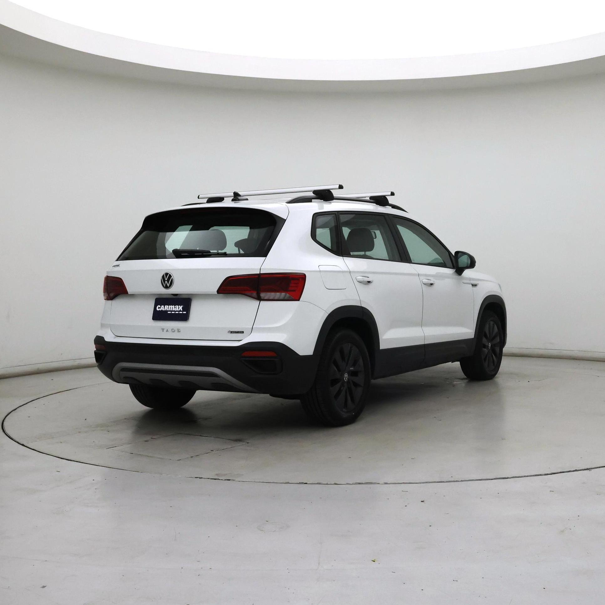 Thumbnail: 2022 Volkswagen Taos - 8