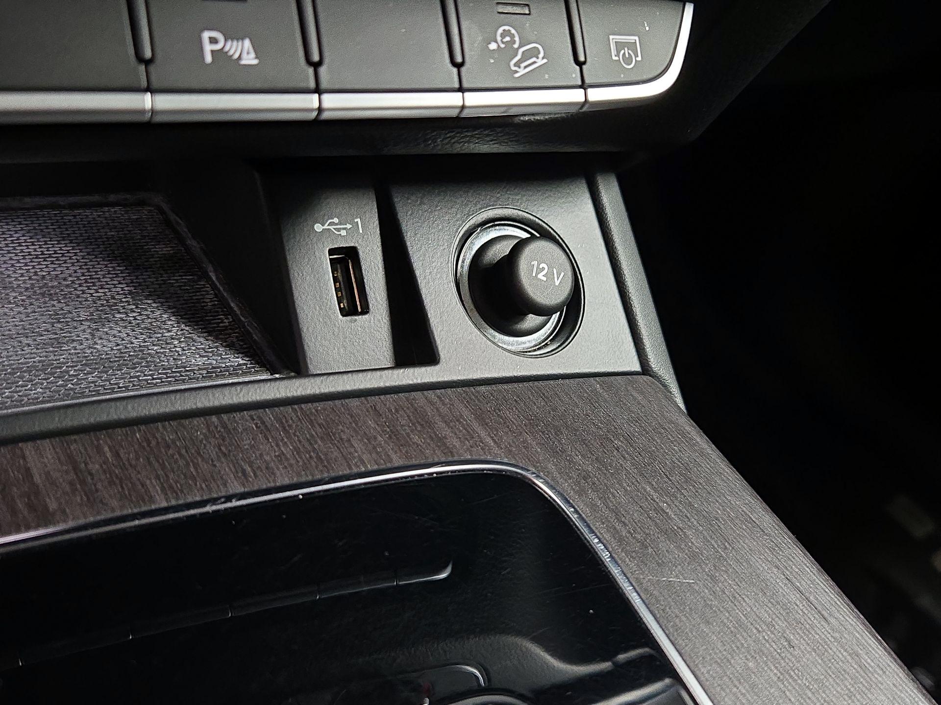 Thumbnail: 2022 Audi Q5 - 19