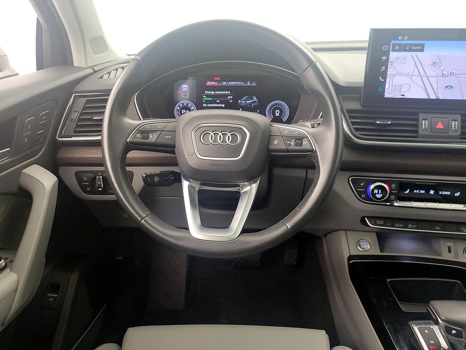 Thumbnail: 2023 Audi Q5 - 10