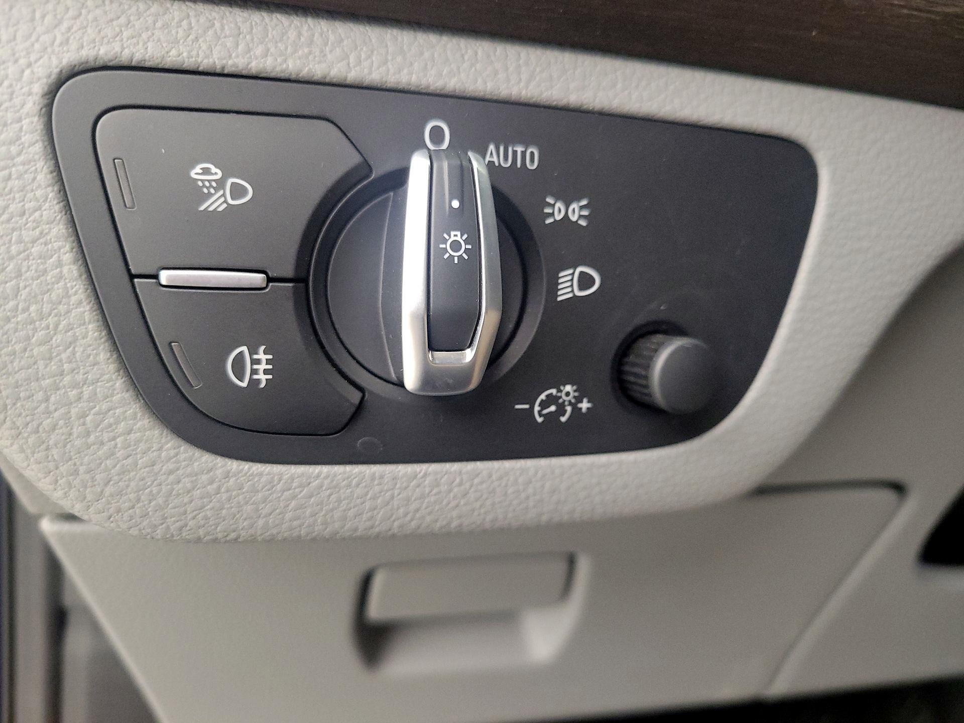 Thumbnail: 2023 Audi Q5 - 13