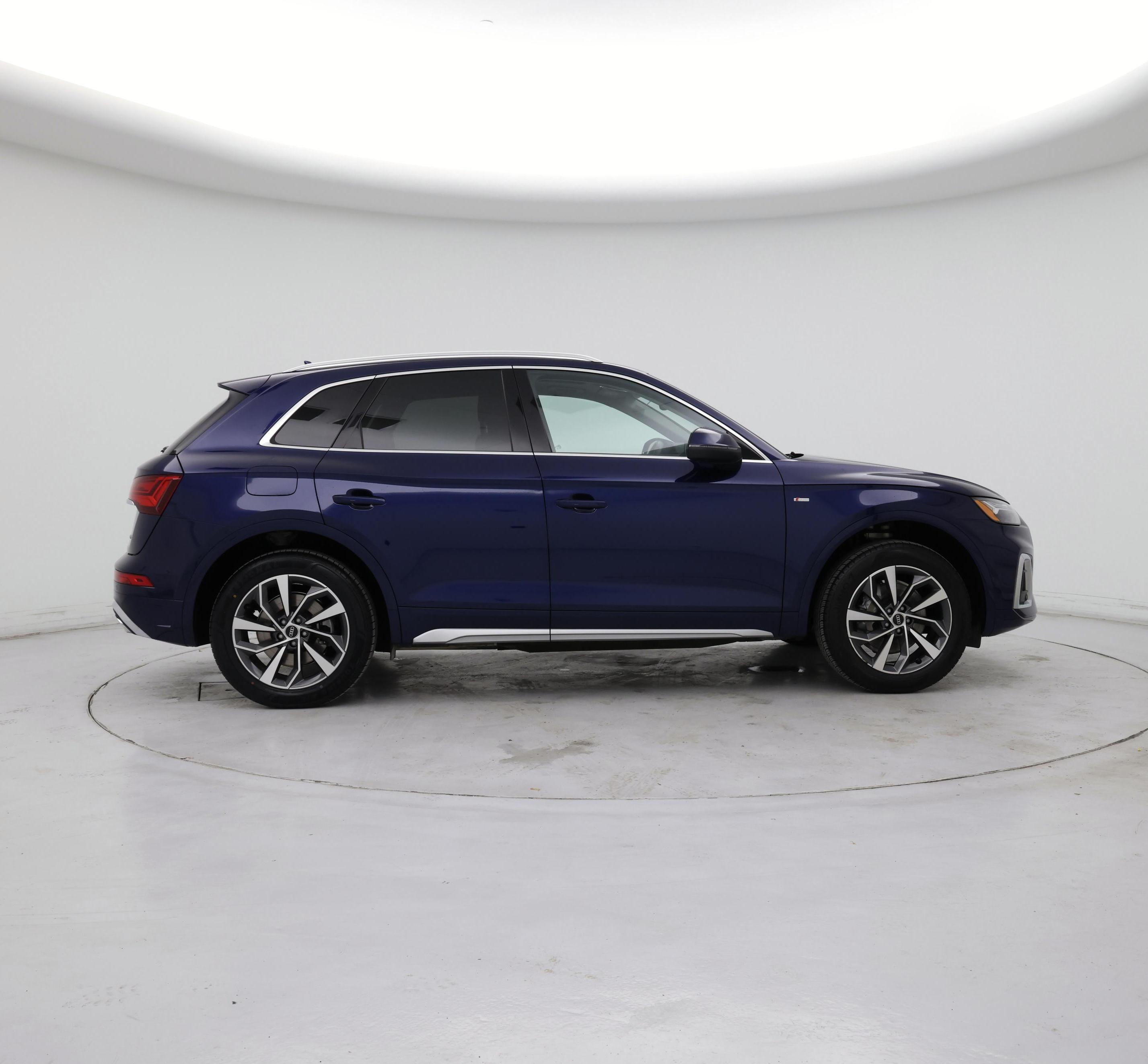 Thumbnail: 2023 Audi Q5 - 7