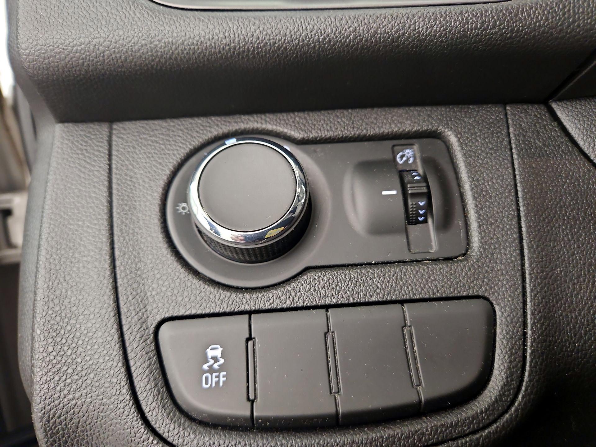 Thumbnail: 2019 Chevrolet Spark - 13