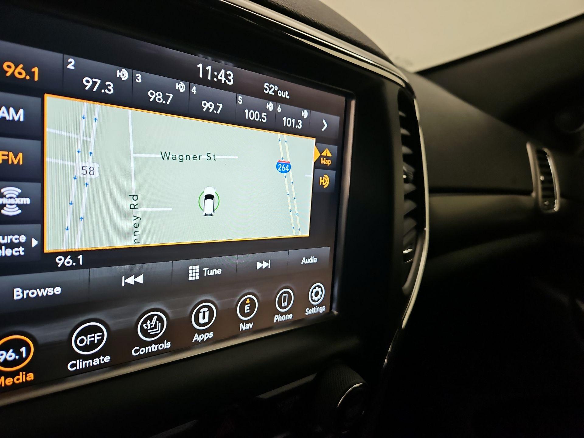 Thumbnail: 2018 Jeep Grand Cherokee - 14