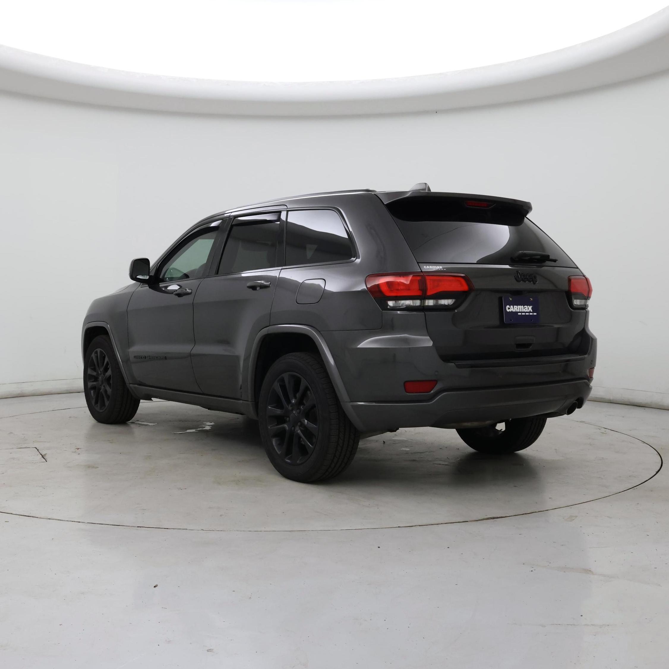 Thumbnail: 2018 Jeep Grand Cherokee - 2