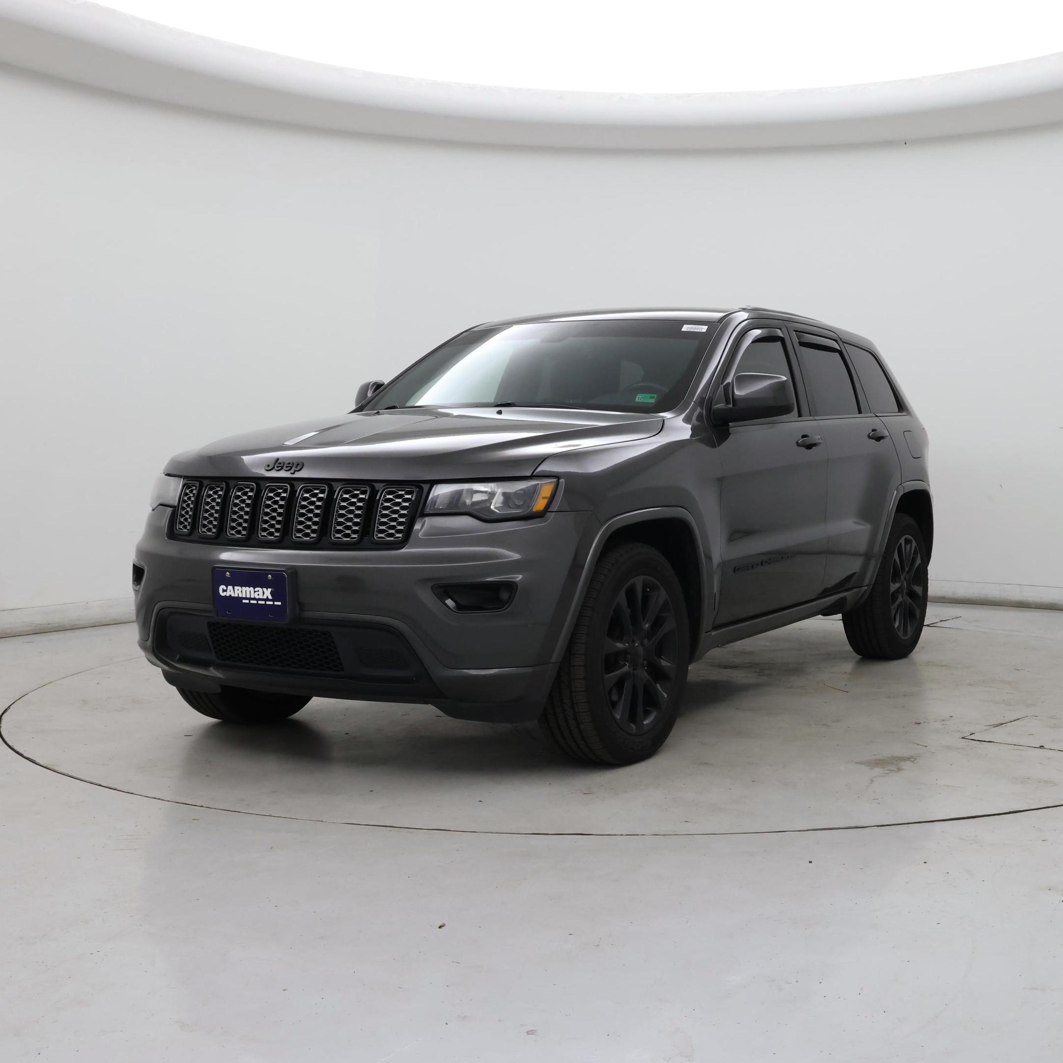 Thumbnail: 2018 Jeep Grand Cherokee - 4