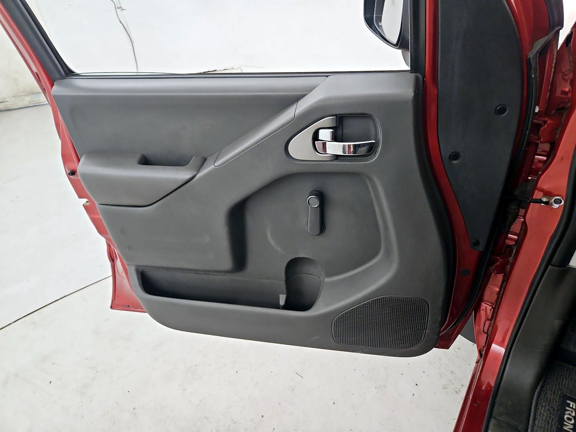 Thumbnail: 2019 Nissan Frontier - 12