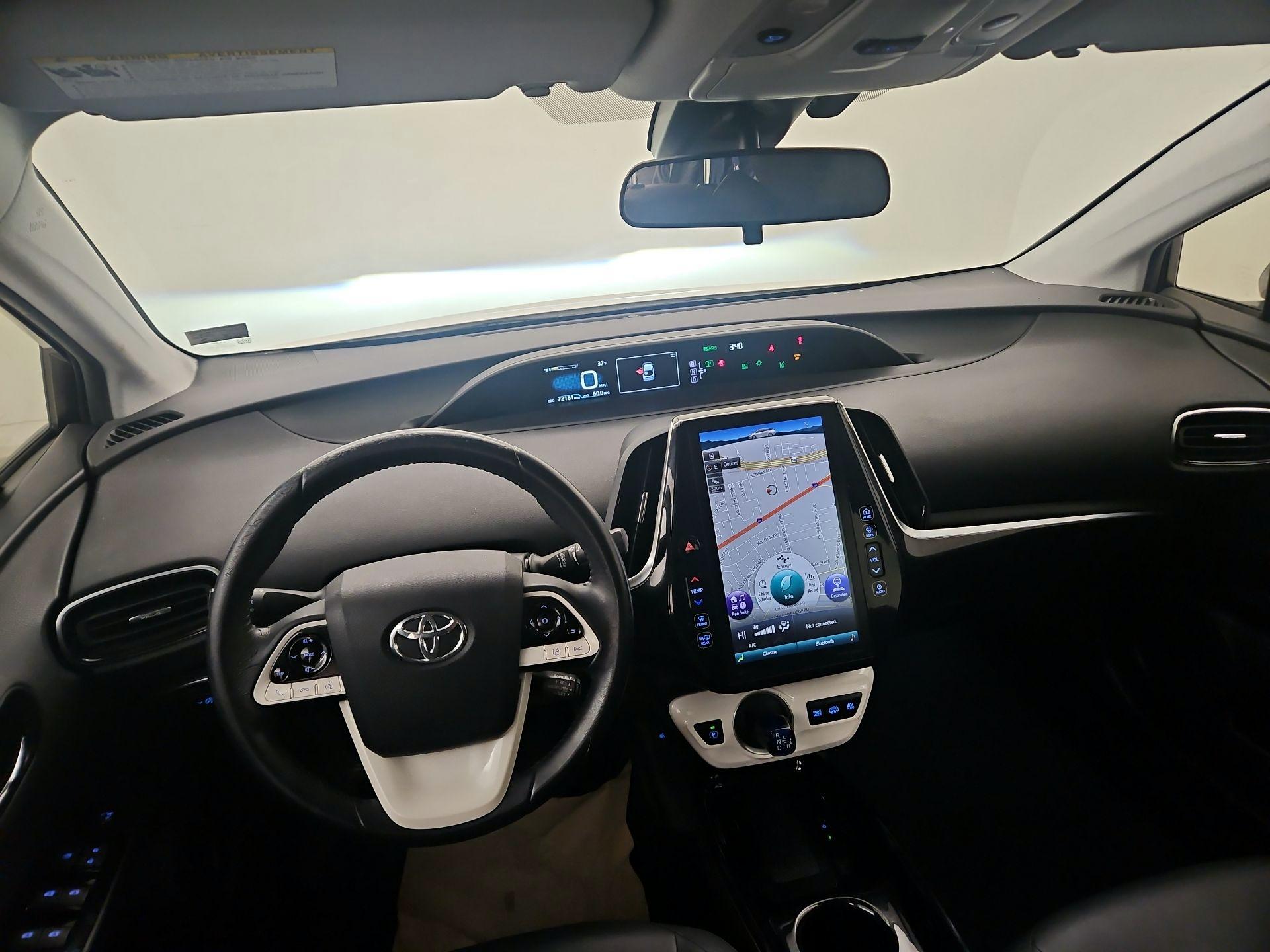 Thumbnail: 2018 Toyota Prius Prime - 9