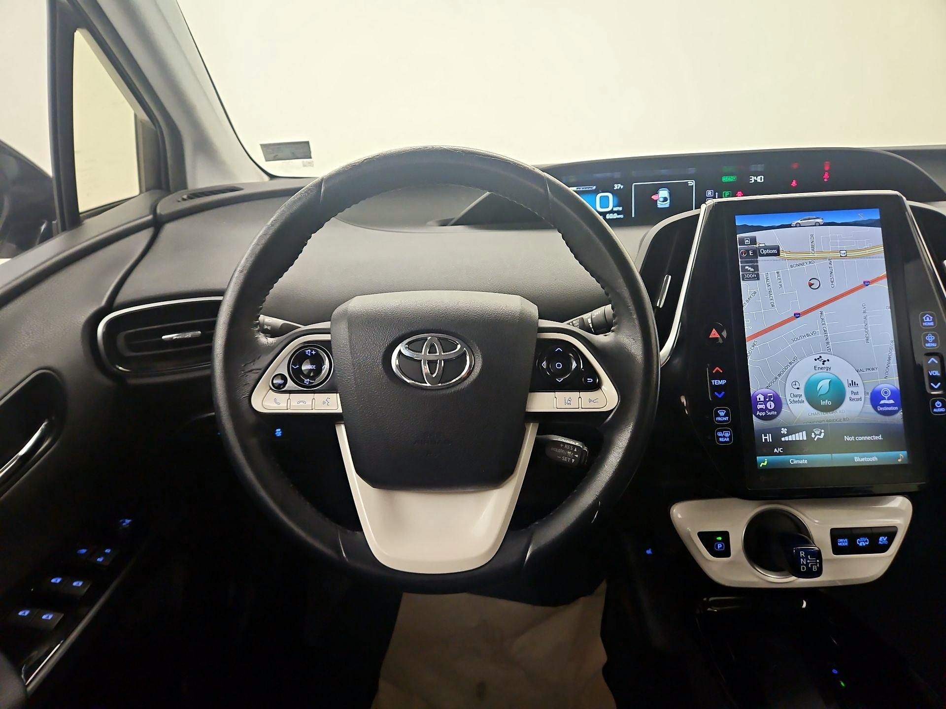Thumbnail: 2018 Toyota Prius Prime - 10