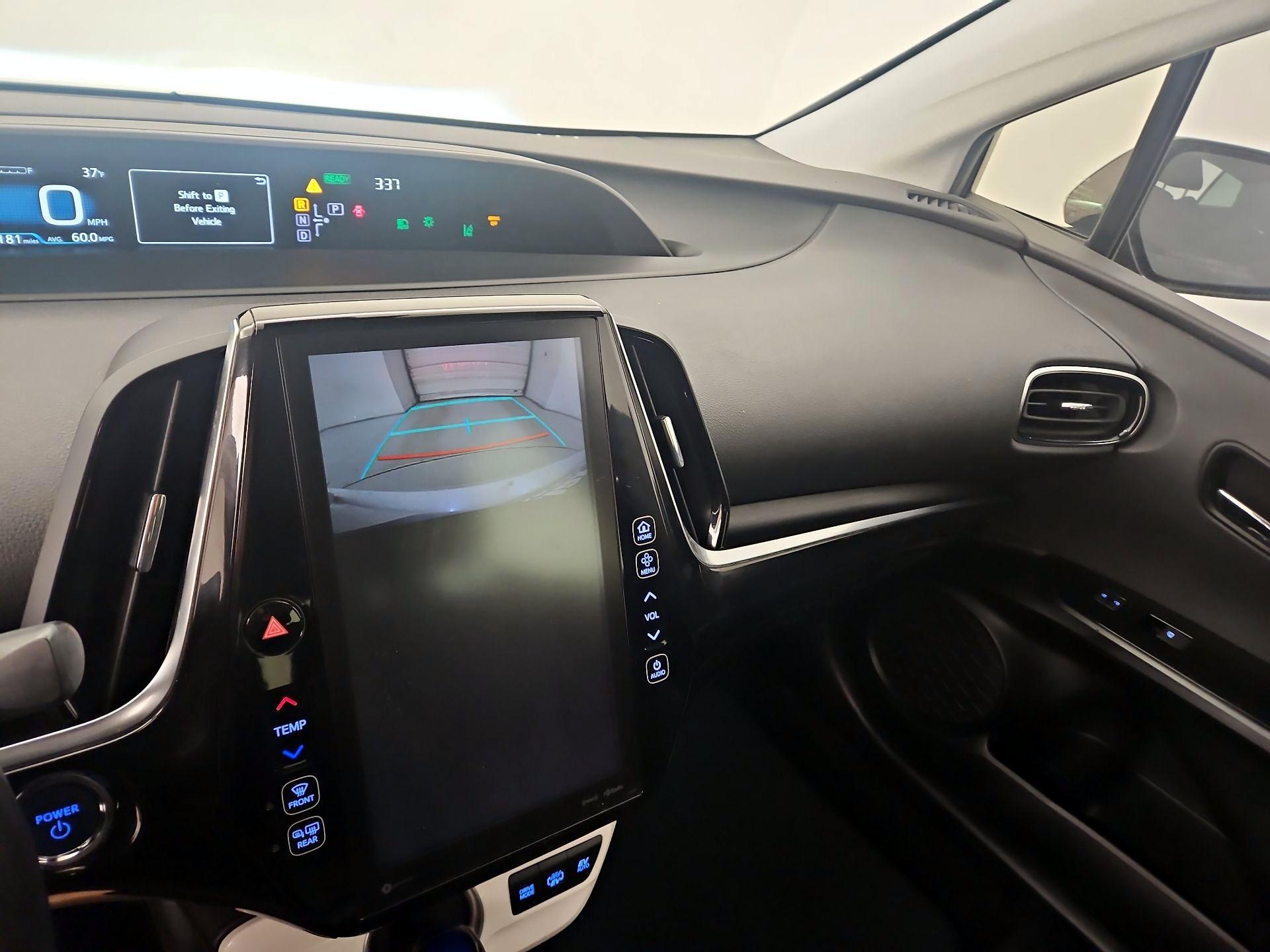 Thumbnail: 2018 Toyota Prius Prime - 15