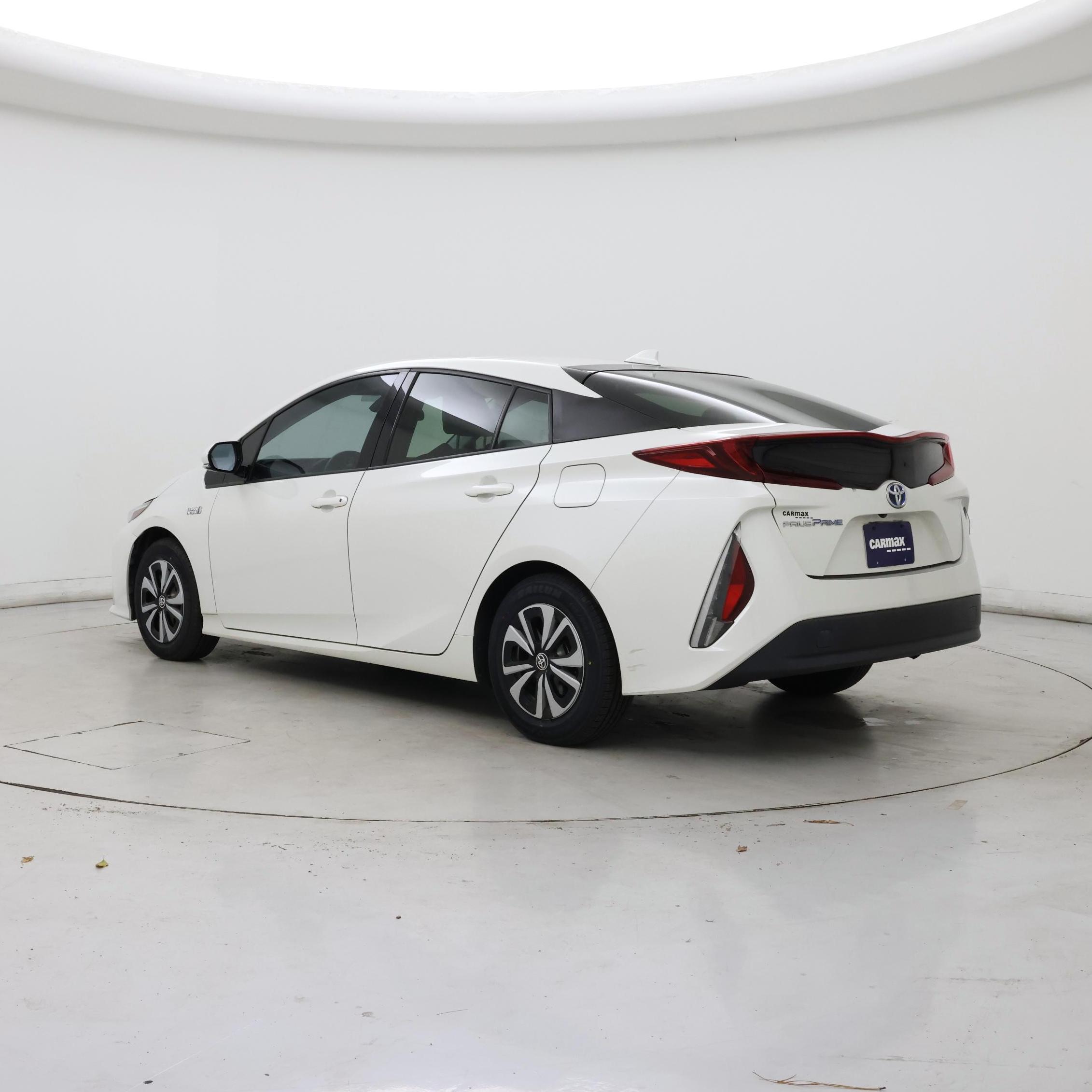 Thumbnail: 2018 Toyota Prius Prime - 2