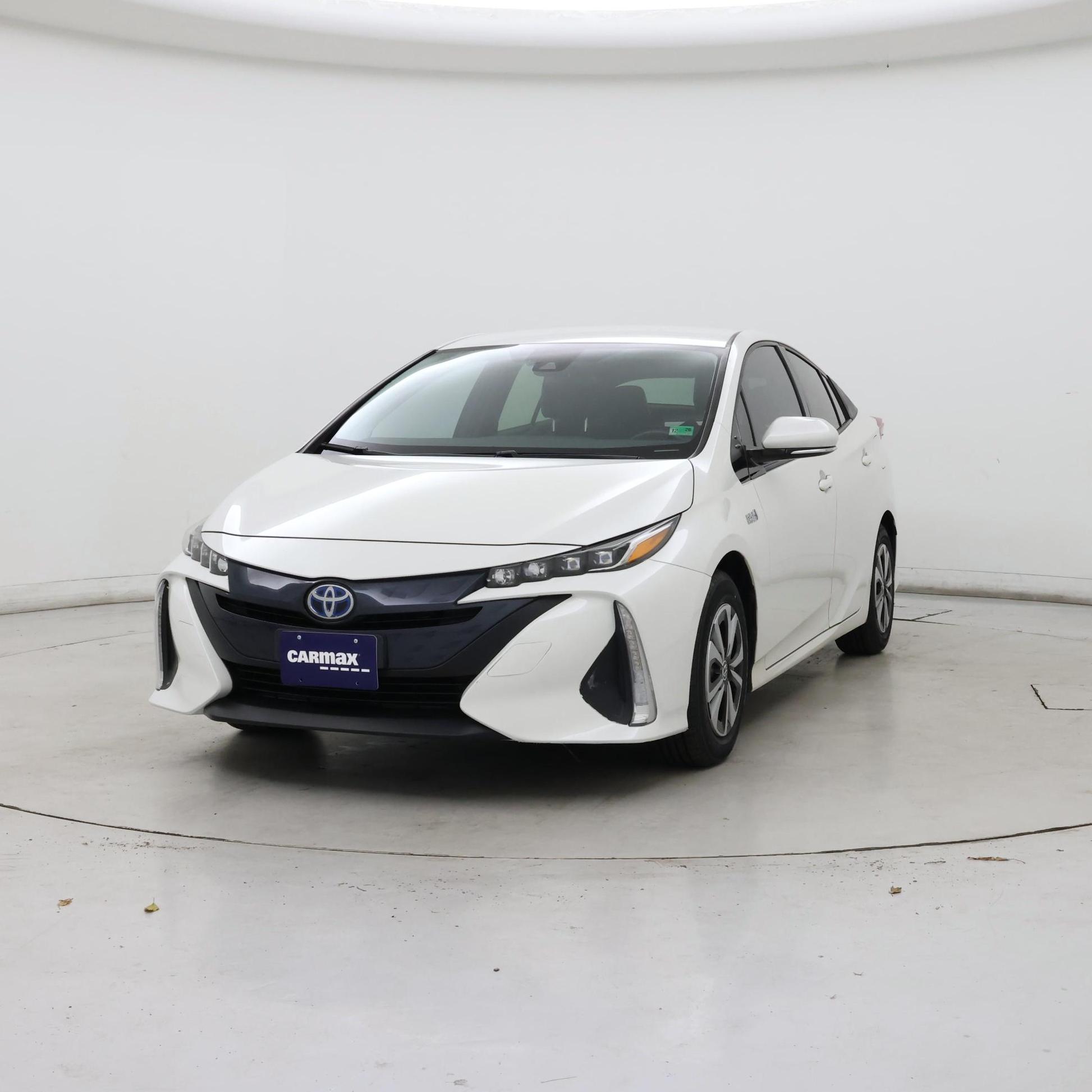 Thumbnail: 2018 Toyota Prius Prime - 4