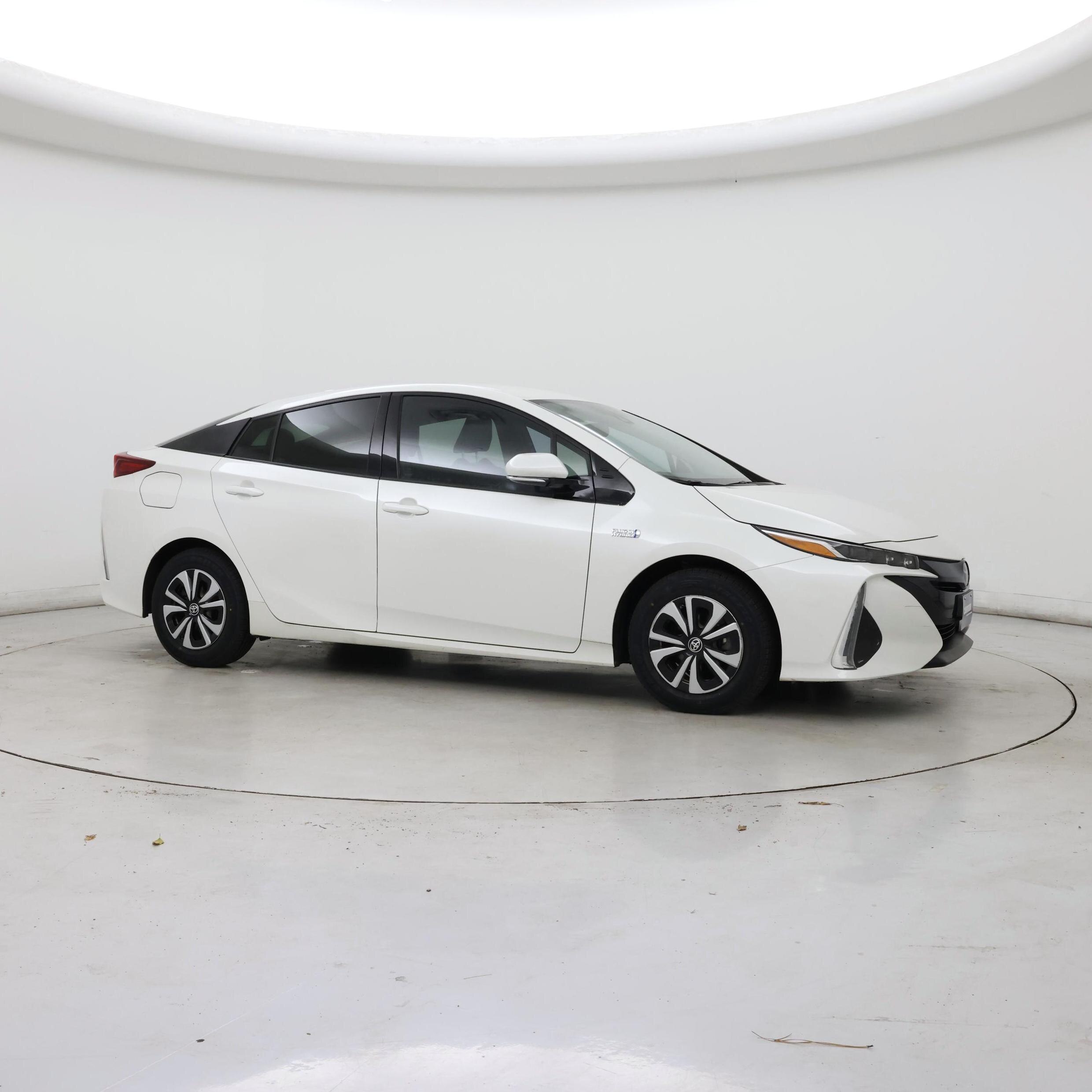 Thumbnail: 2018 Toyota Prius Prime - 7