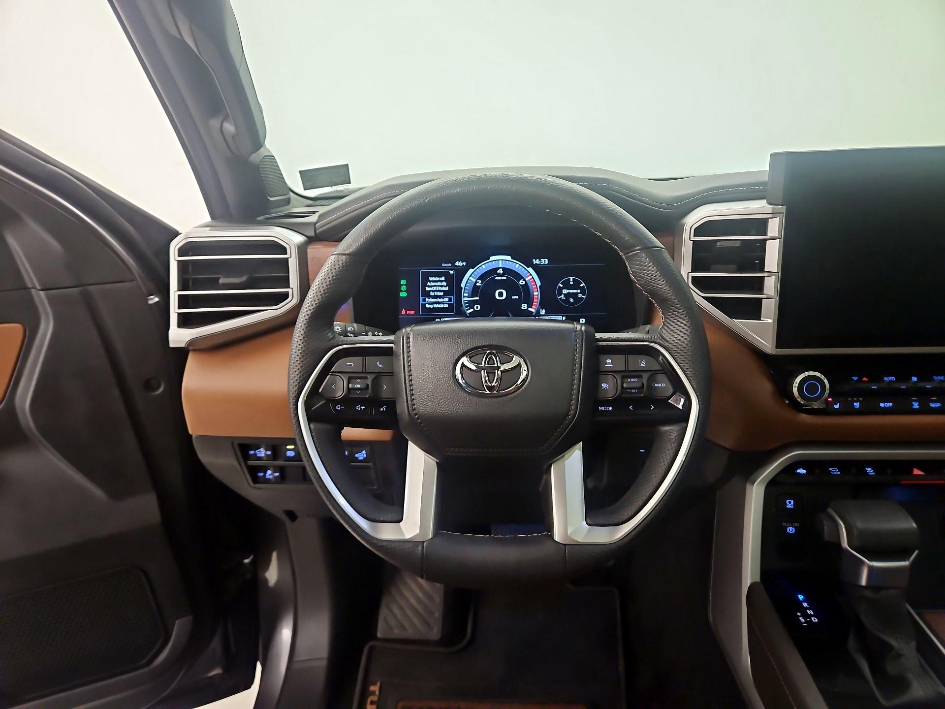 Thumbnail: 2024 Toyota Tundra - 10