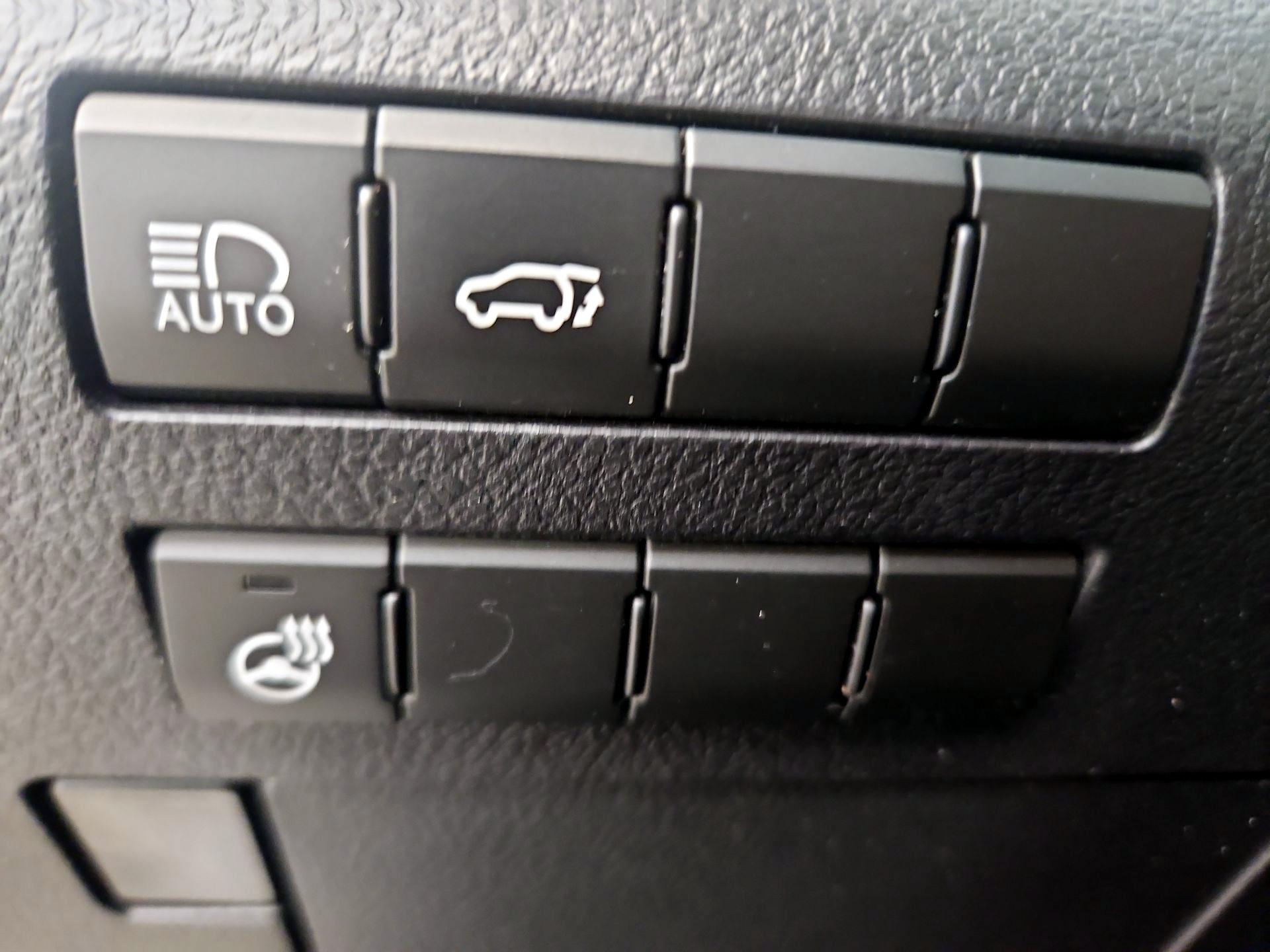 Thumbnail: 2017 Lexus RX - 13