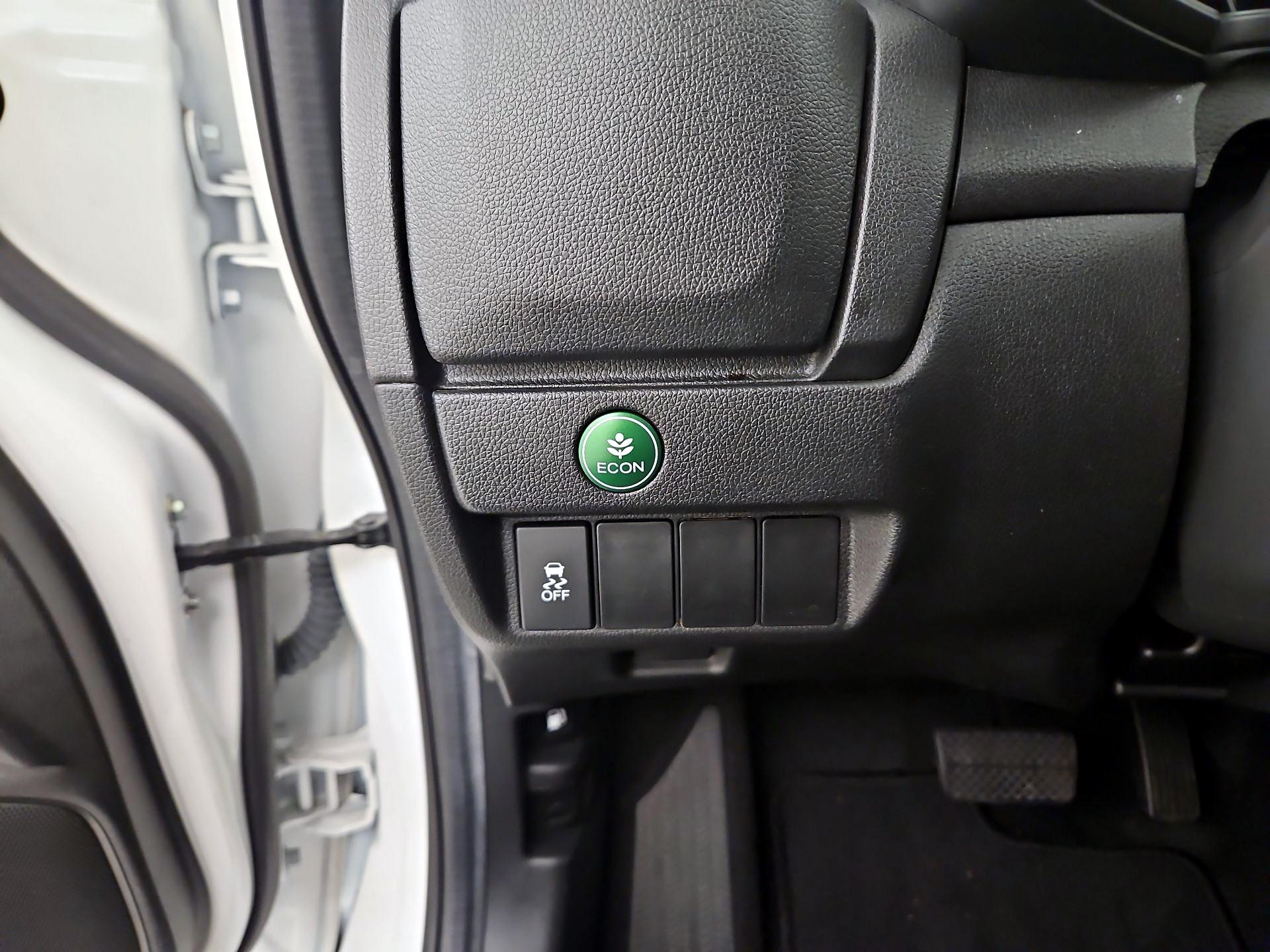 Thumbnail: 2016 Honda Fit - 13