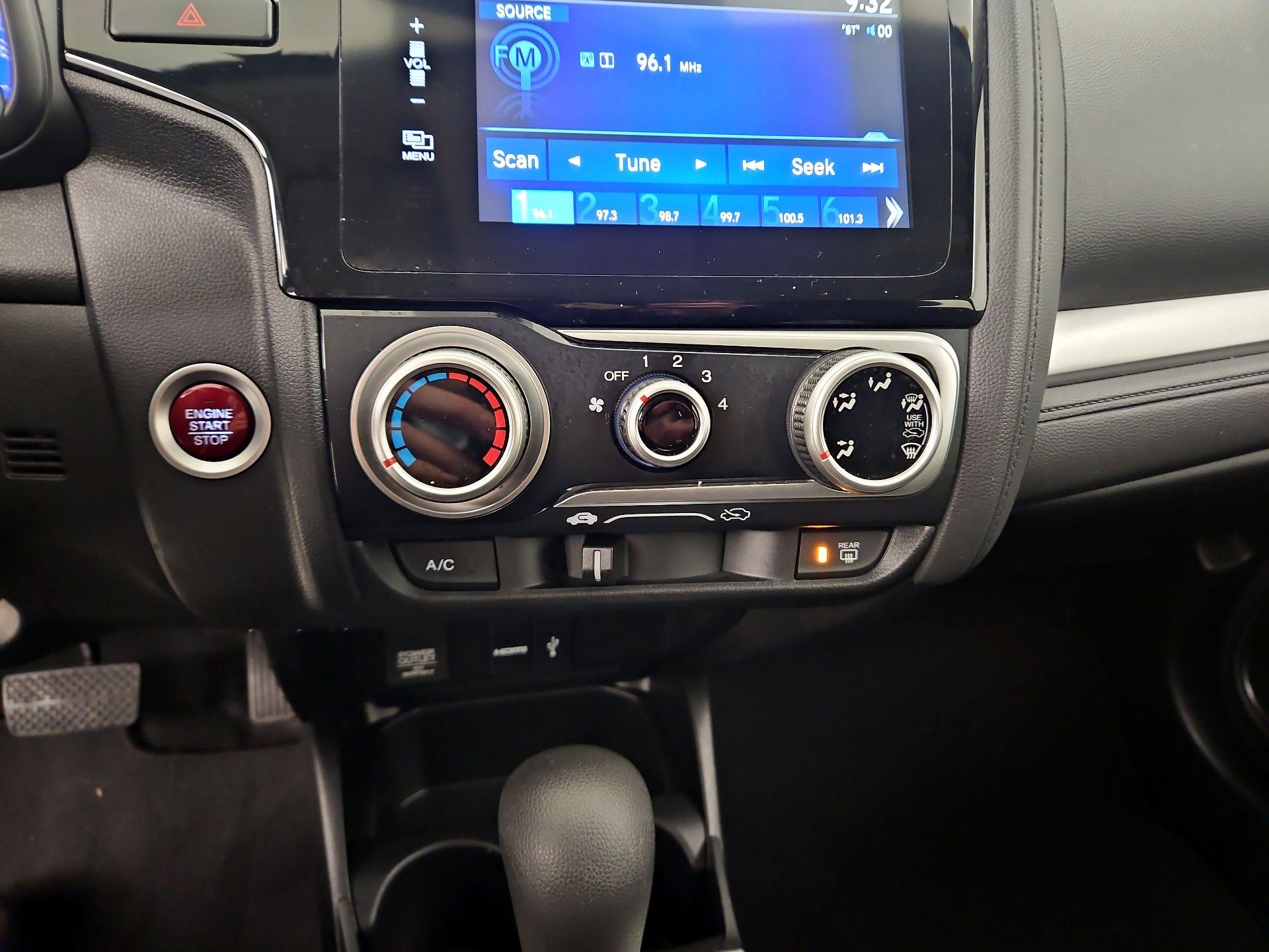 Thumbnail: 2016 Honda Fit - 16