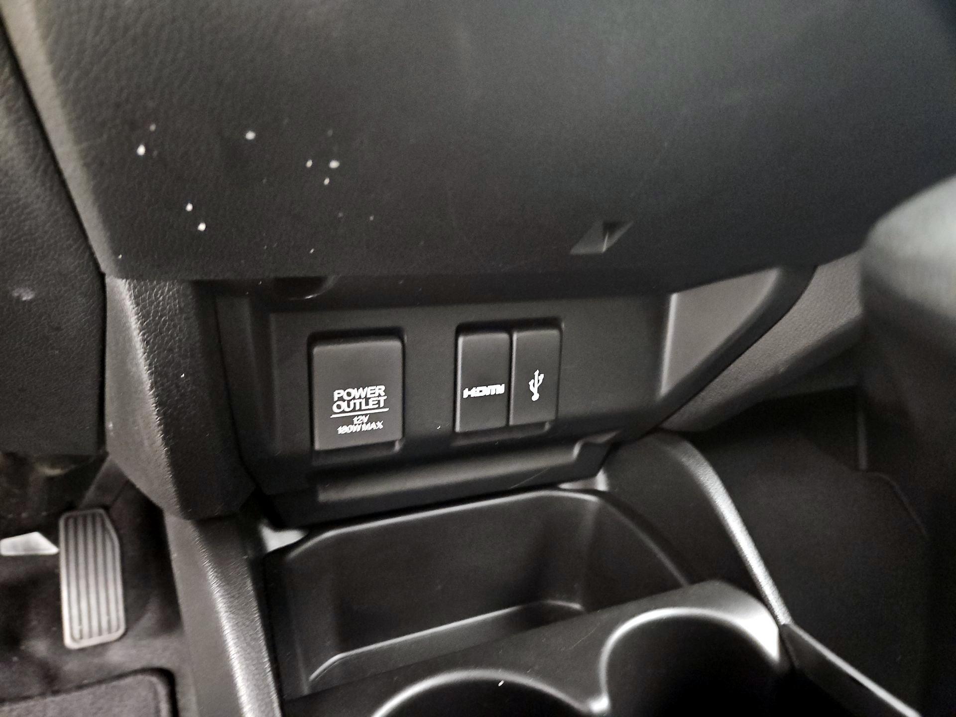 Thumbnail: 2016 Honda Fit - 18